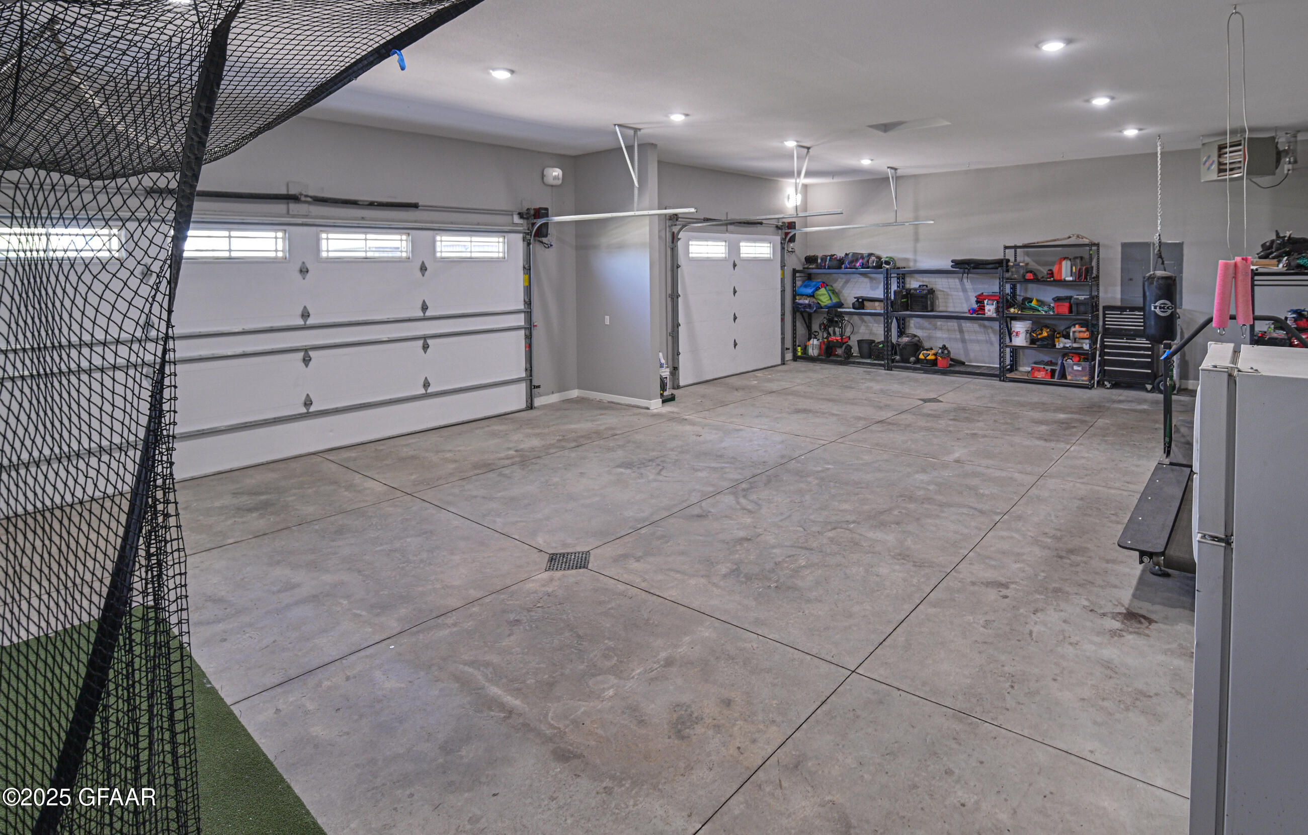 Grand Forks, North Dakota 58201, United States, 6 Bedrooms Bedrooms, ,4 BathroomsBathrooms,Residential,Contingent,206962