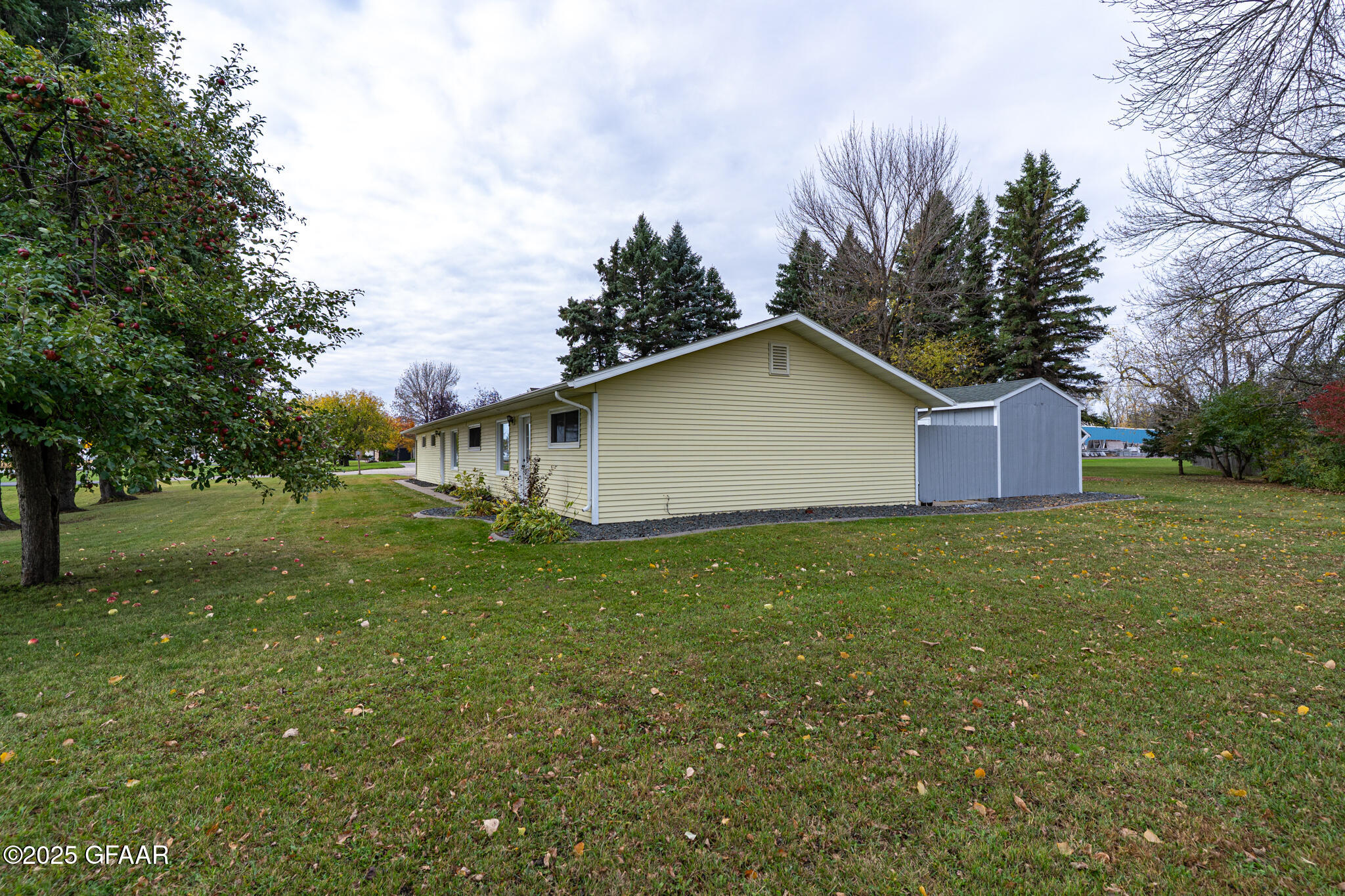 Hatton, North Dakota 58240, United States, 3 Bedrooms Bedrooms, ,2 BathroomsBathrooms,Residential,Active,231828