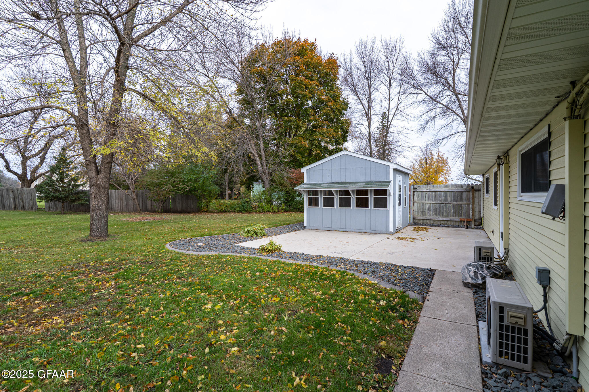 Hatton, North Dakota 58240, United States, 3 Bedrooms Bedrooms, ,2 BathroomsBathrooms,Residential,Active,231828