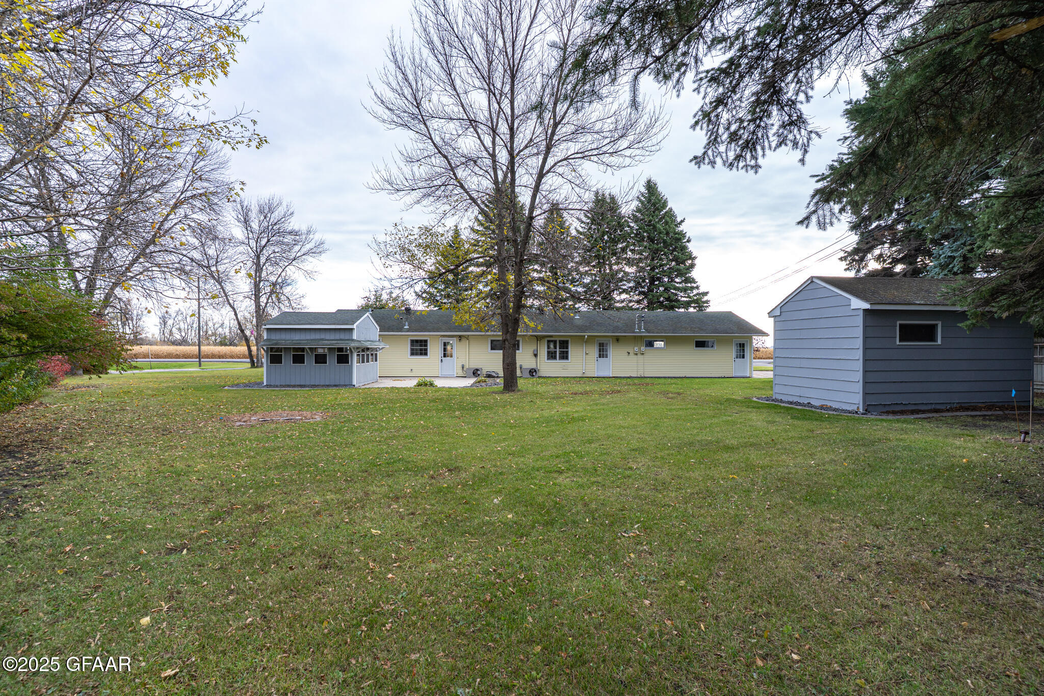 Hatton, North Dakota 58240, United States, 3 Bedrooms Bedrooms, ,2 BathroomsBathrooms,Residential,Active,231828