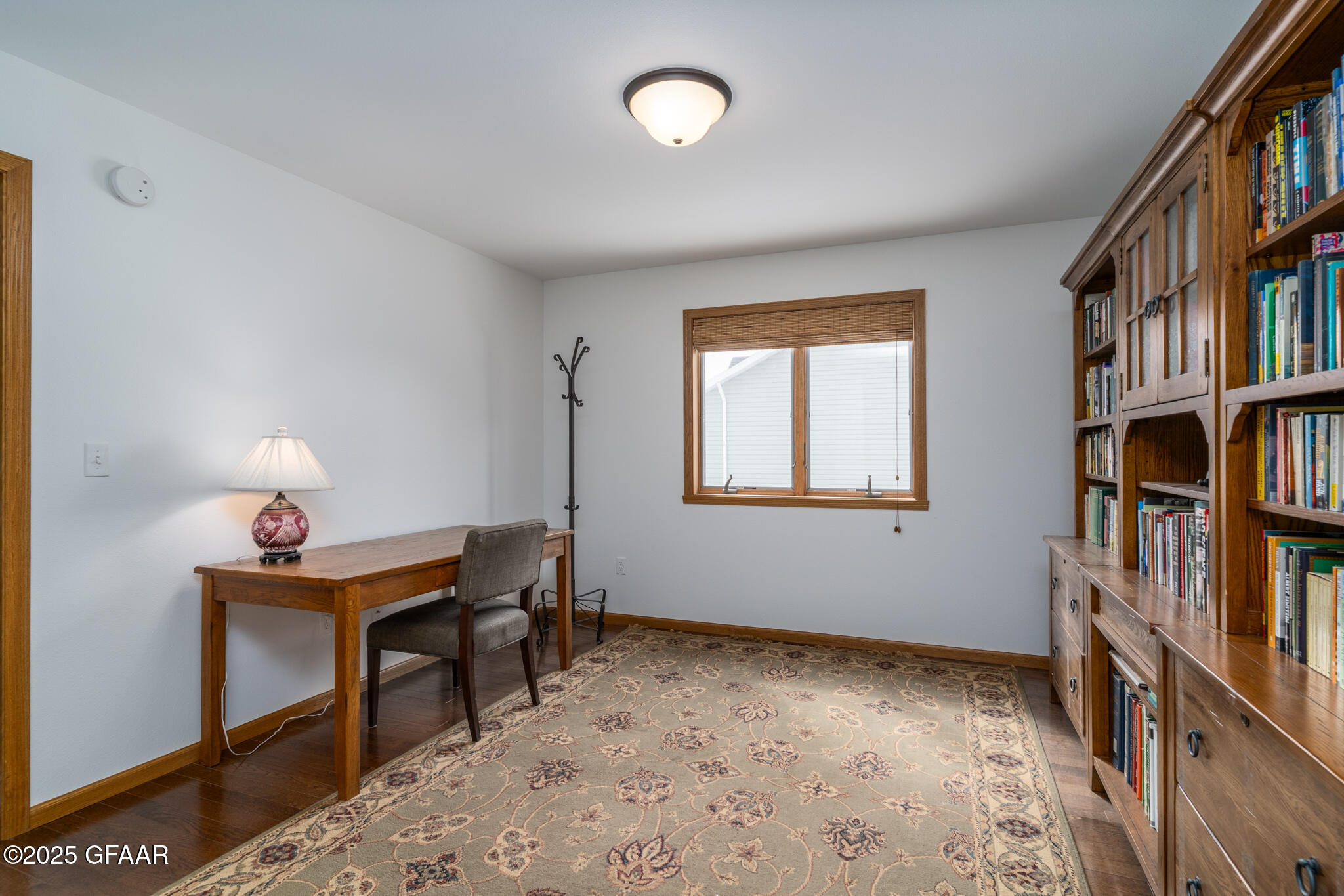 Grand Forks, North Dakota 58201, United States, 5 Bedrooms Bedrooms, ,3 BathroomsBathrooms,Residential,Pending,101233