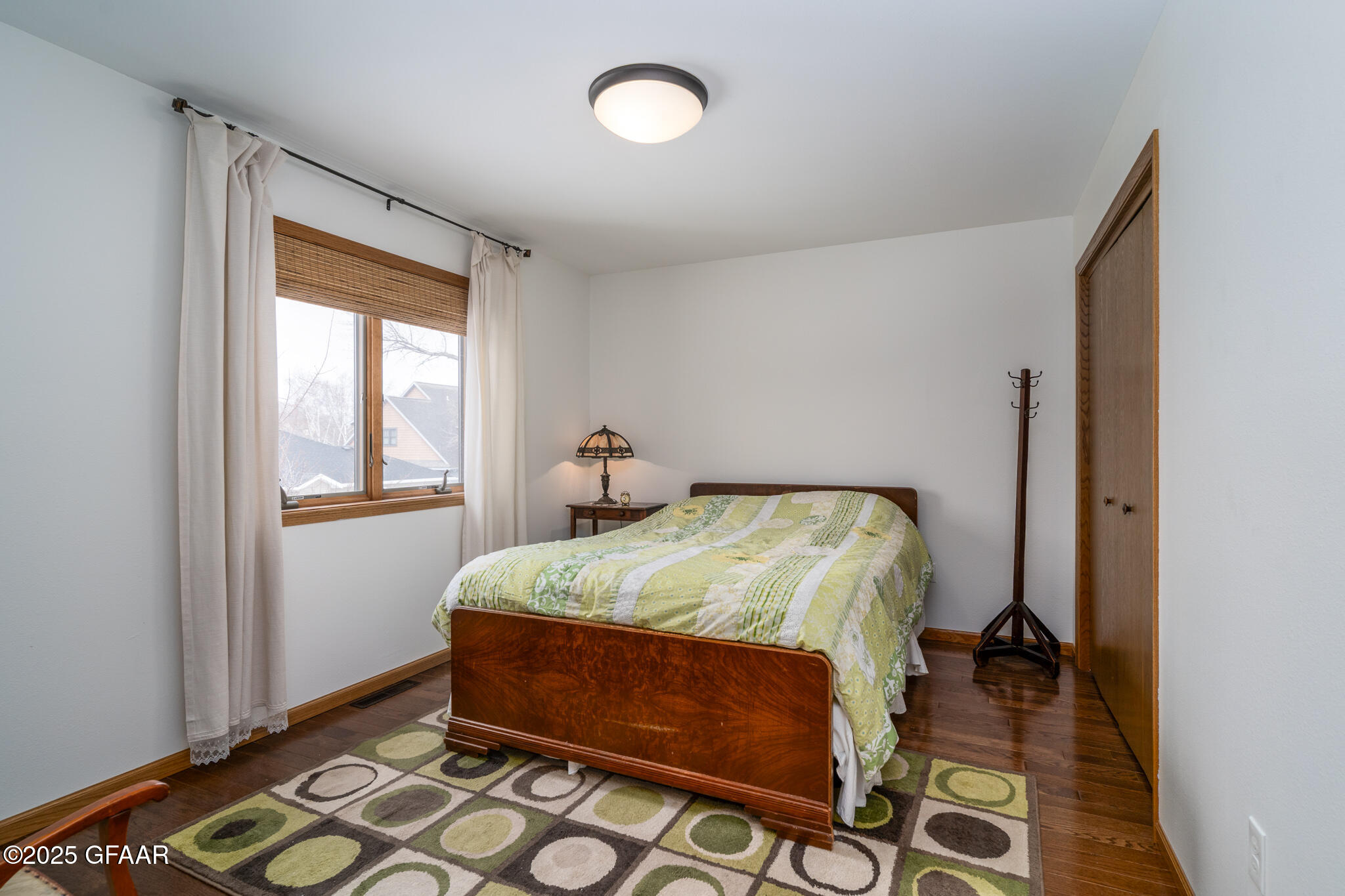 Grand Forks, North Dakota 58201, United States, 5 Bedrooms Bedrooms, ,3 BathroomsBathrooms,Residential,Pending,101233