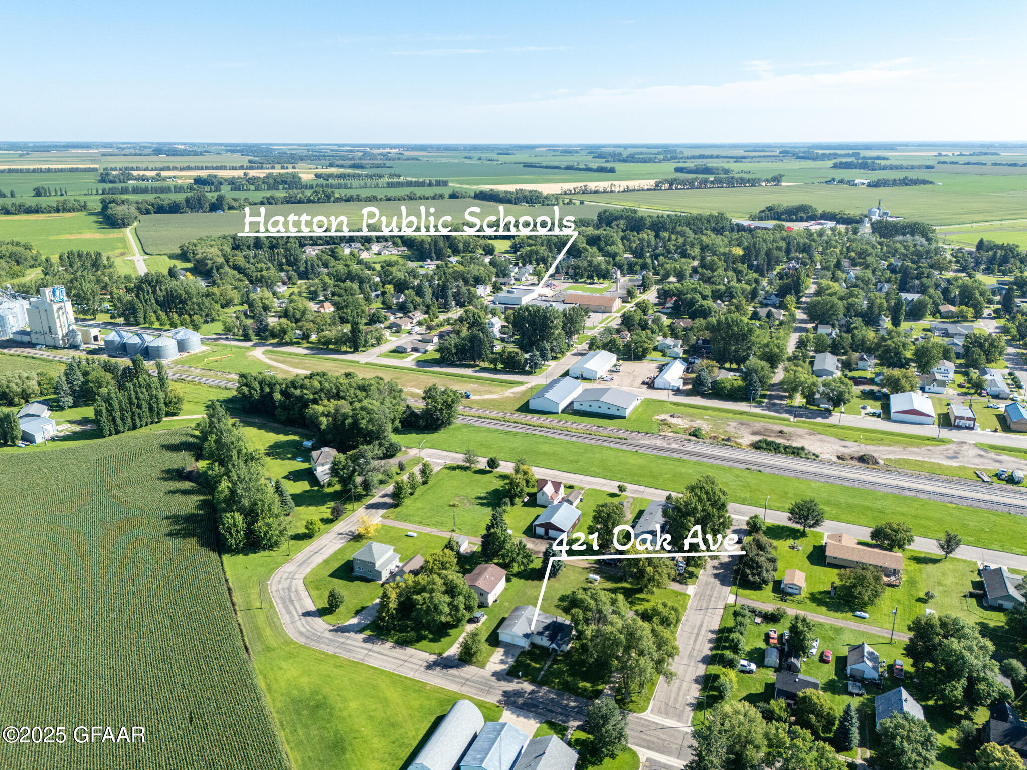Hatton, North Dakota 58240, United States, 2 Bedrooms Bedrooms, ,1 BathroomBathrooms,Residential,Pending,202451