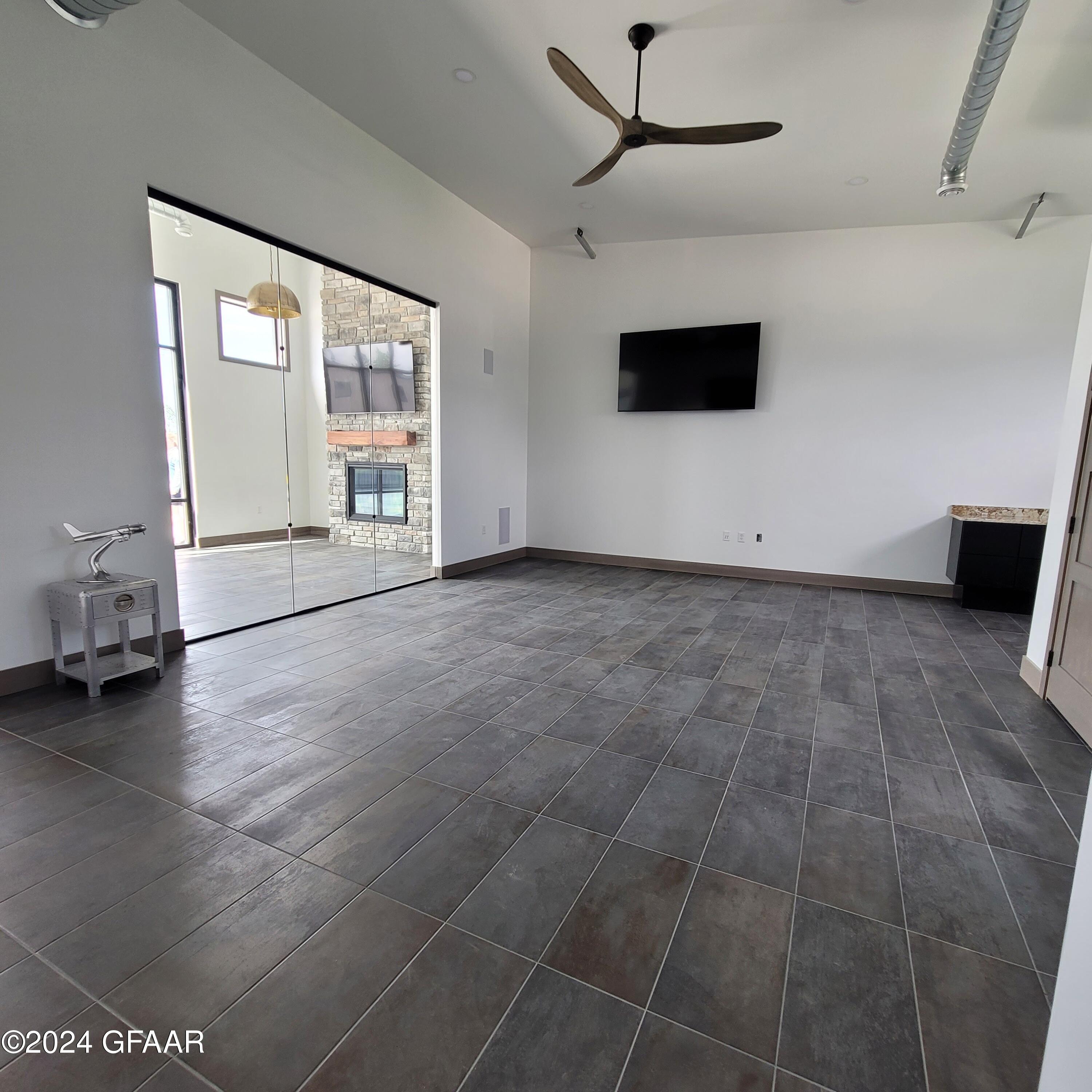 Grand Forks, North Dakota 58201, United States, ,Commercial,Active,166355