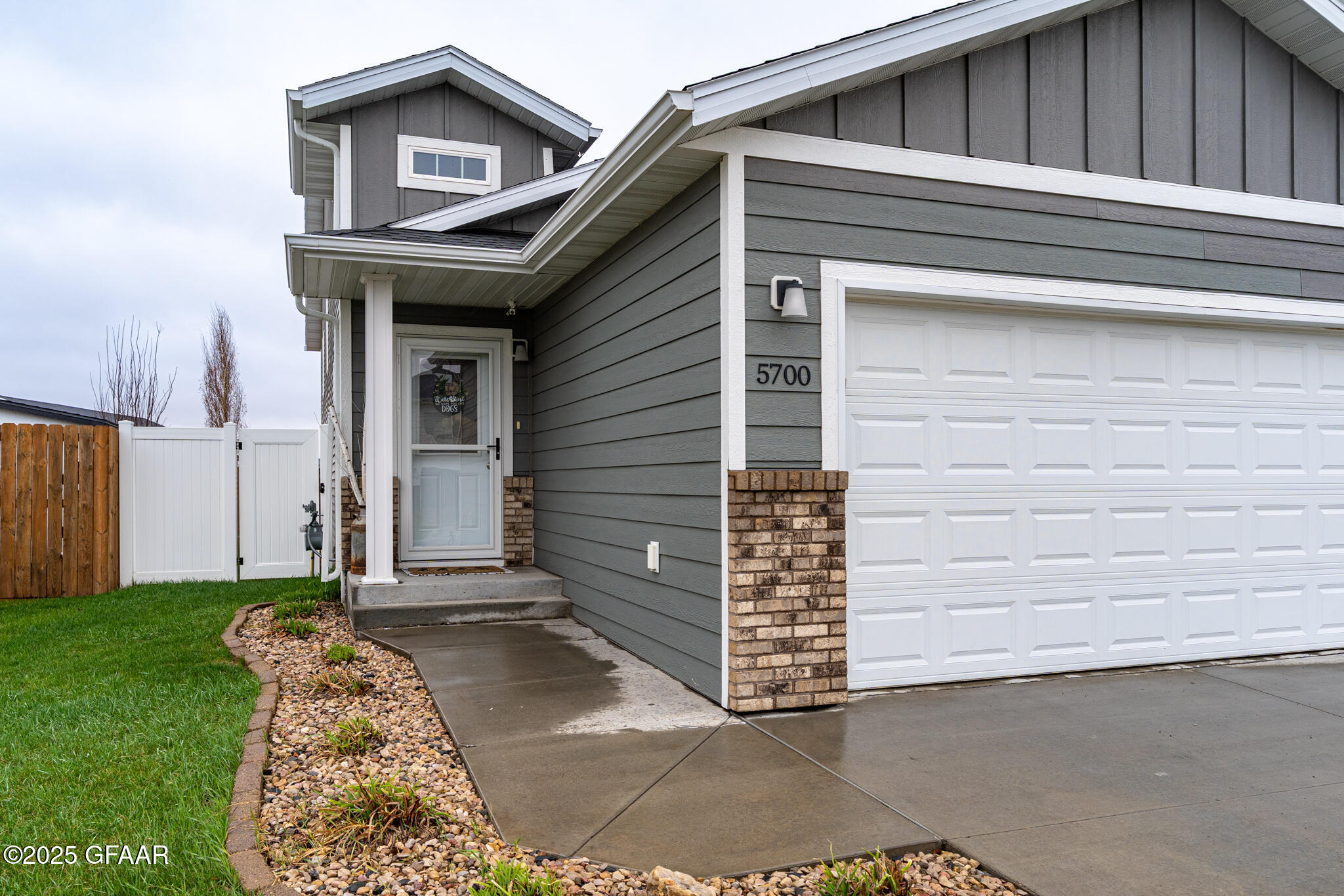 Grand Forks, North Dakota 58201, United States, 4 Bedrooms Bedrooms, ,2 BathroomsBathrooms,Residential,Pending,166338 Grand Forks, North Dakota 58201, United States, 4 Bedrooms Bedrooms, ,2 BathroomsBathrooms,Residential,Pending,166338