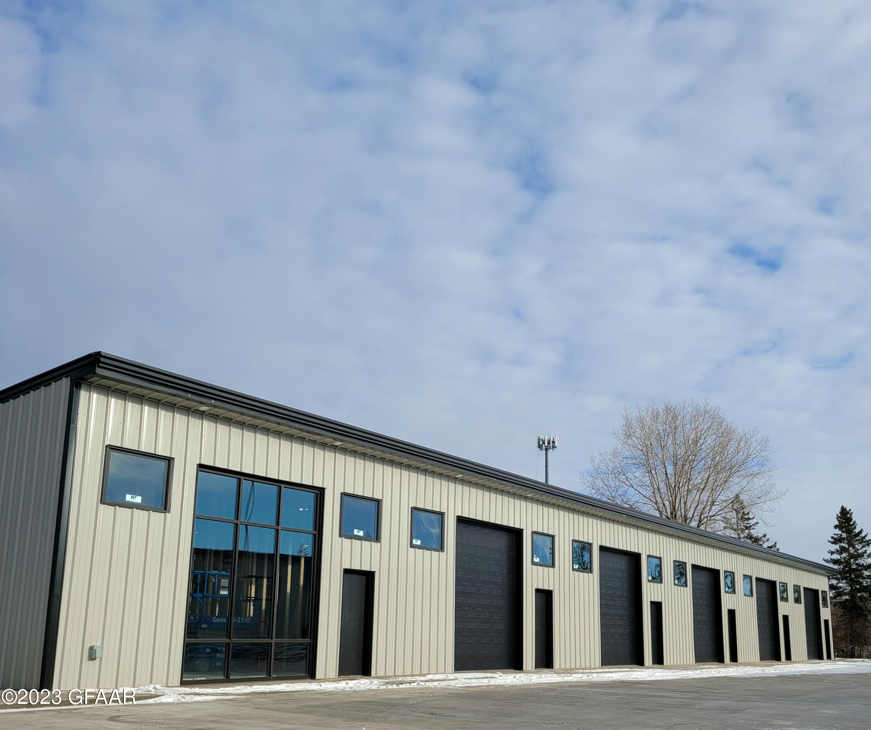 Grand Forks, North Dakota 58201, United States, ,Commercial,Active,166359