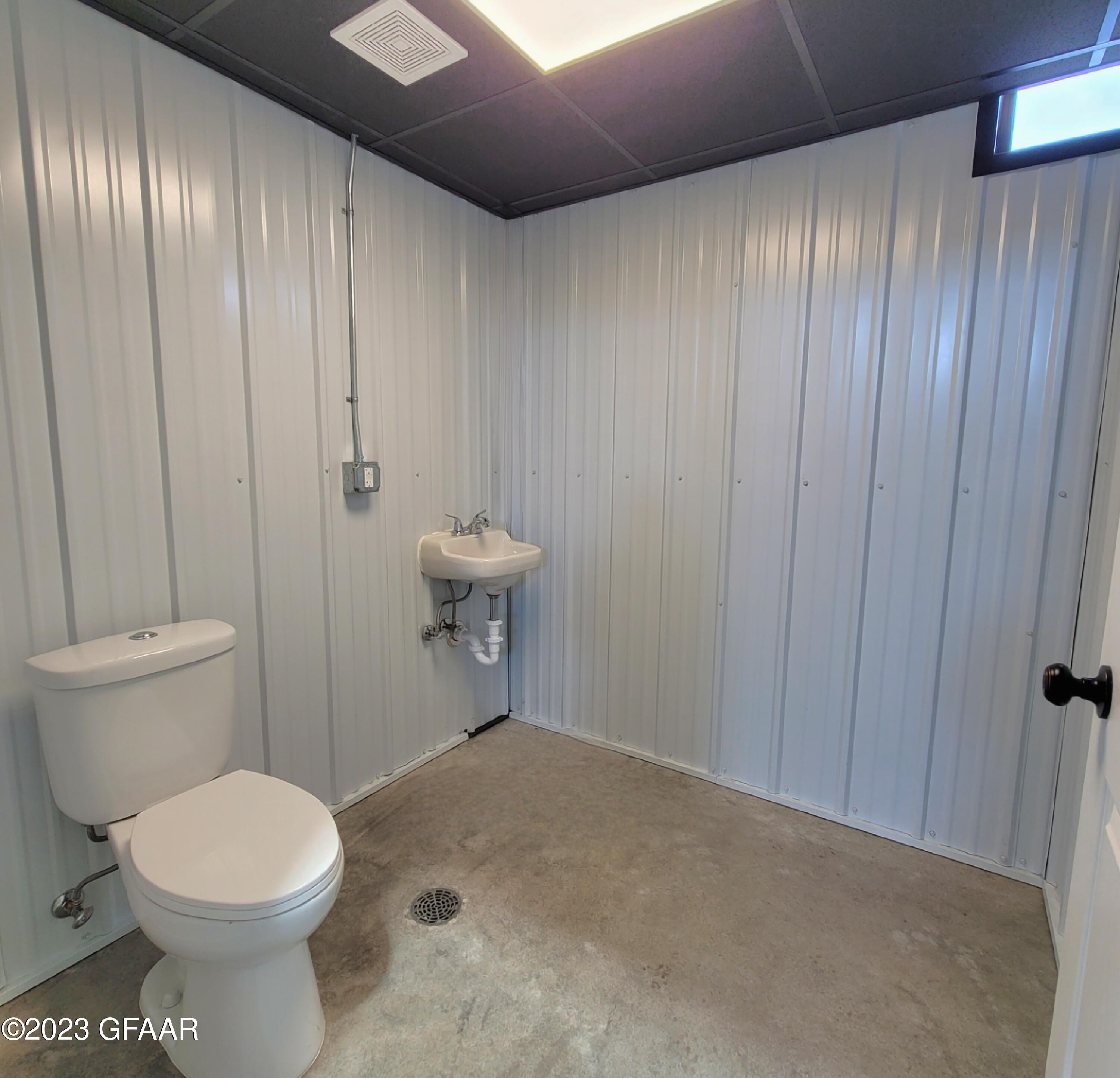 Grand Forks, North Dakota 58201, United States, ,Commercial,Active,166359