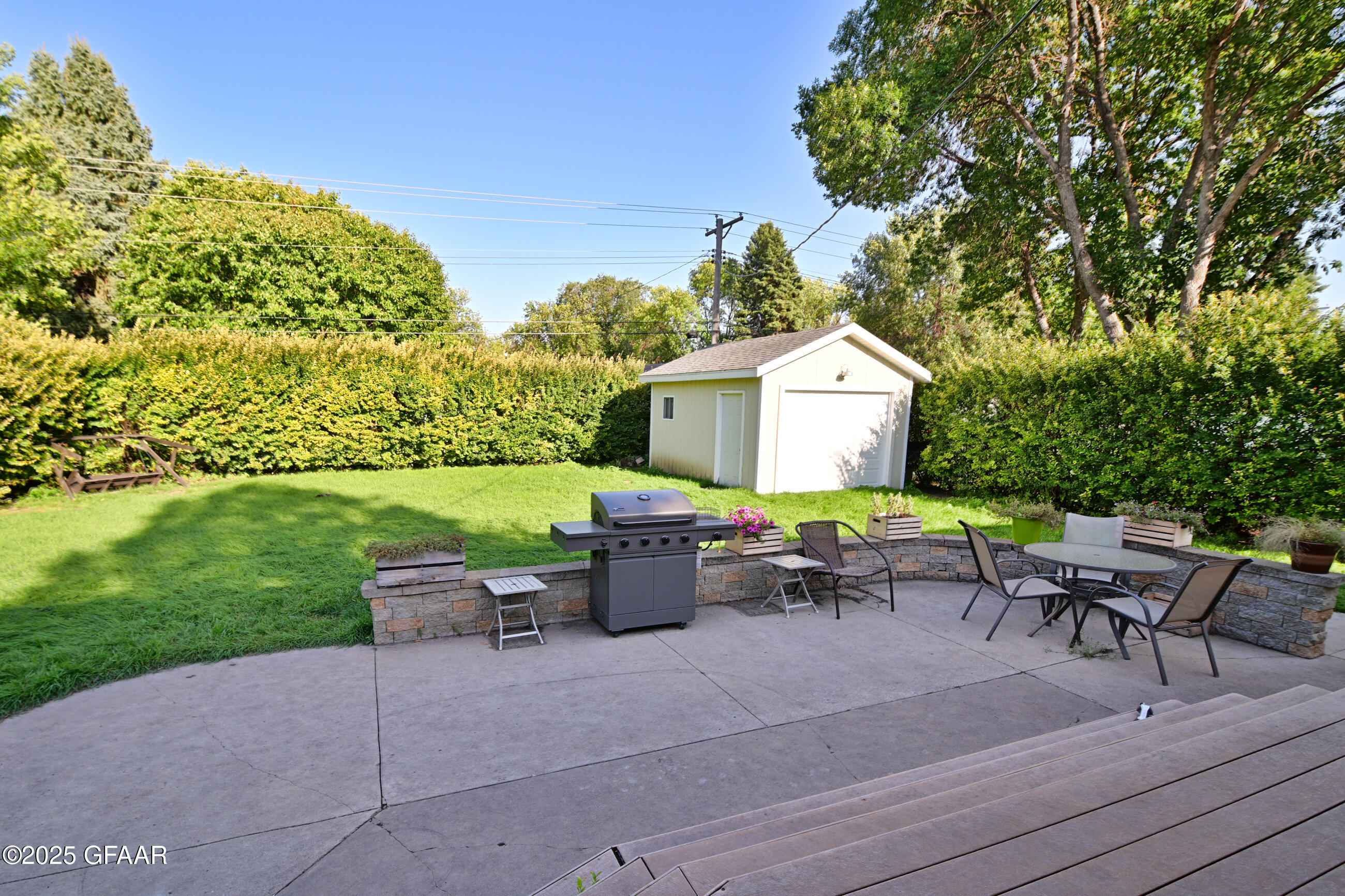 Grand Forks, North Dakota 58201, United States, 3 Bedrooms Bedrooms, ,2 BathroomsBathrooms,Residential,Pending,203314