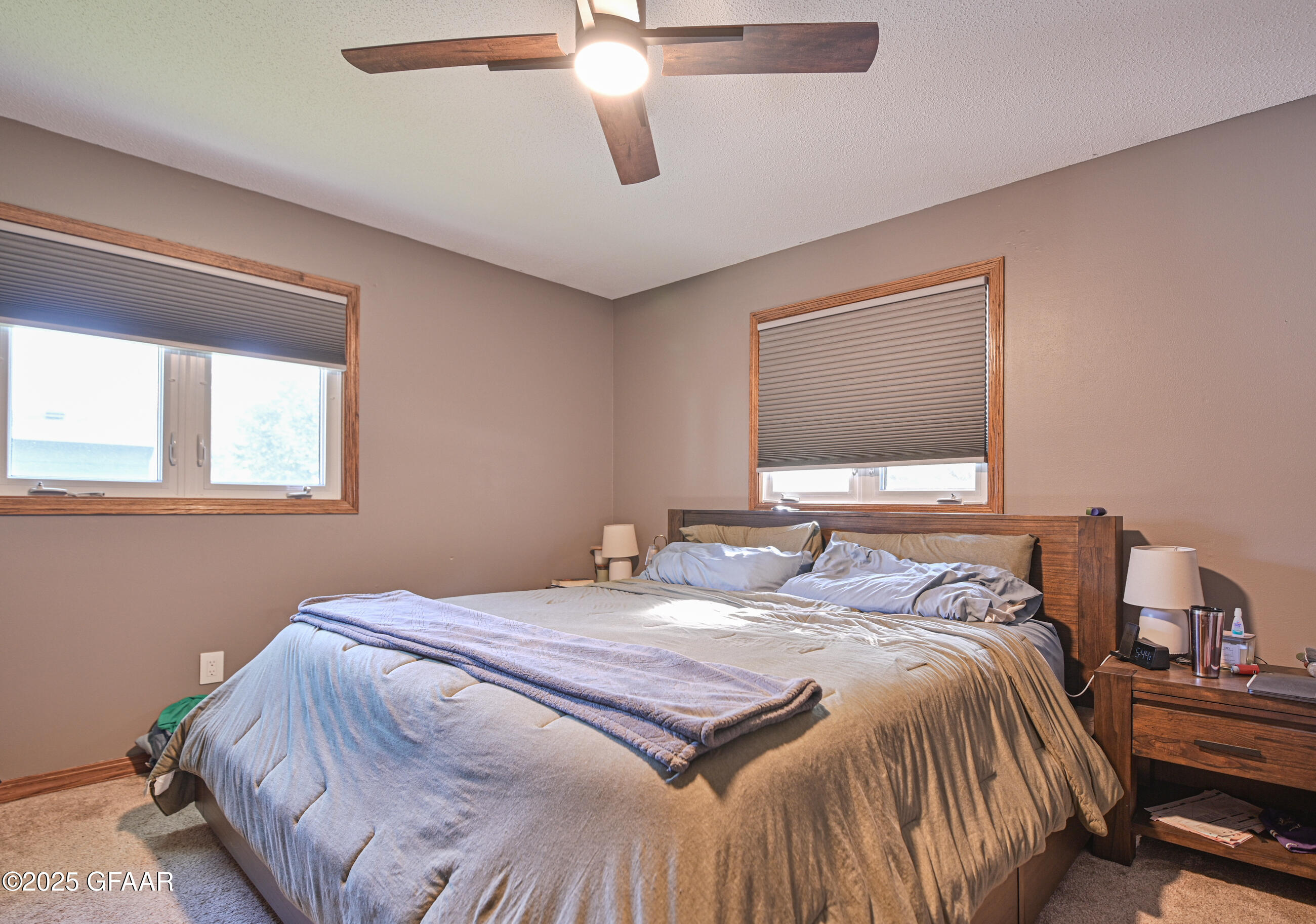 Grand Forks, North Dakota 58201, United States, 3 Bedrooms Bedrooms, ,2 BathroomsBathrooms,Residential,Pending,203314