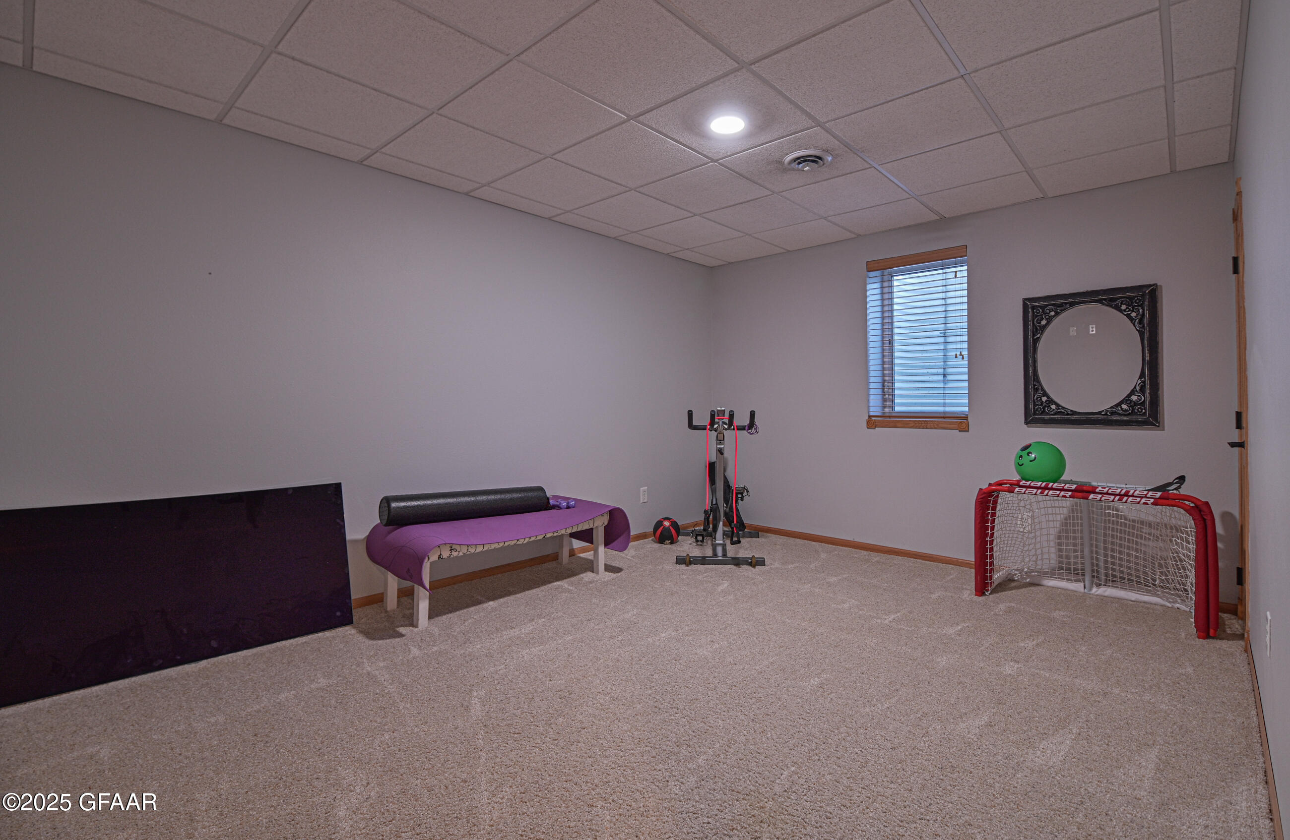 Grand Forks, North Dakota 58201, United States, 6 Bedrooms Bedrooms, ,3 BathroomsBathrooms,Residential,Active,237239