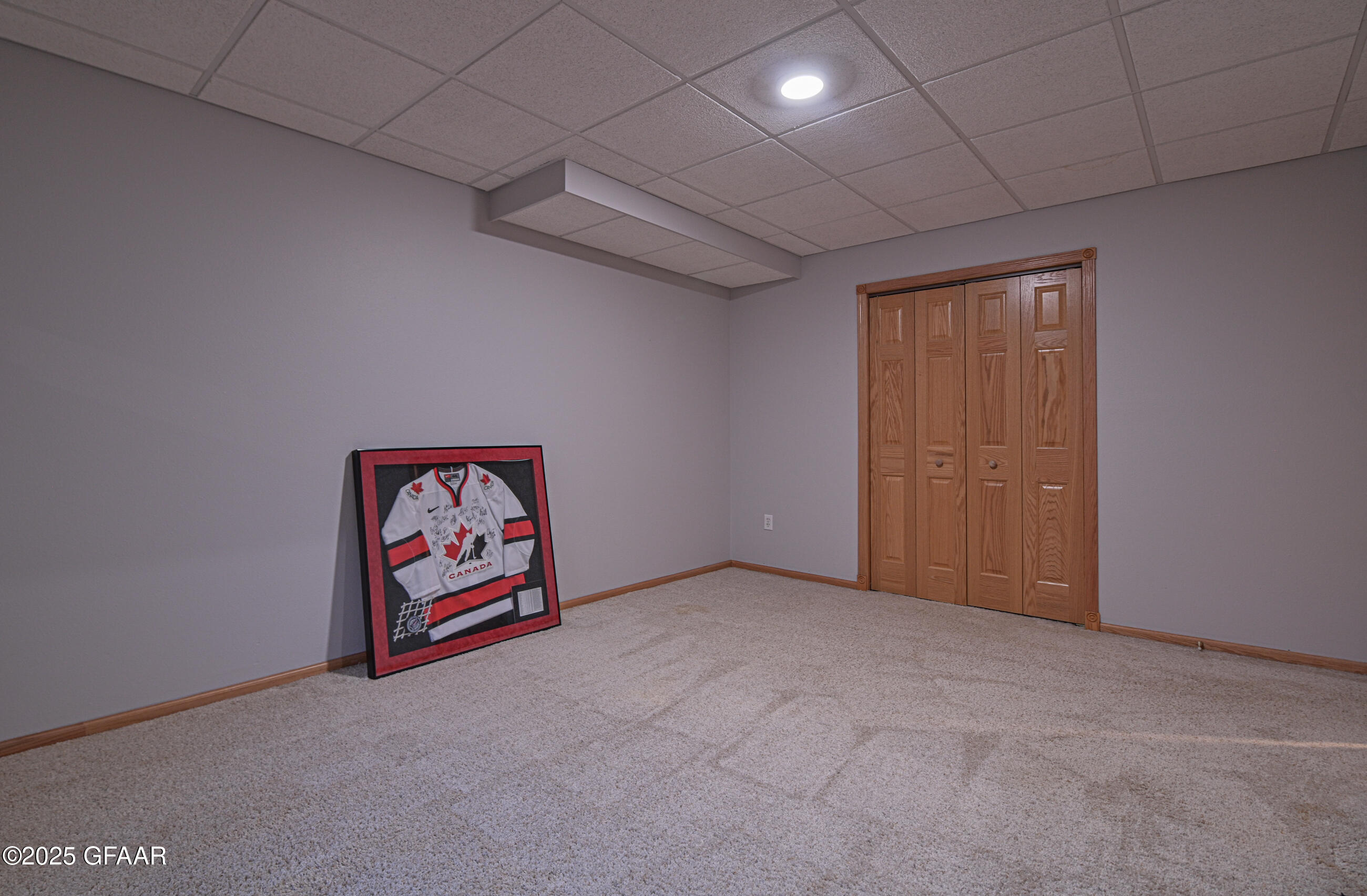 Grand Forks, North Dakota 58201, United States, 6 Bedrooms Bedrooms, ,3 BathroomsBathrooms,Residential,Active,237239