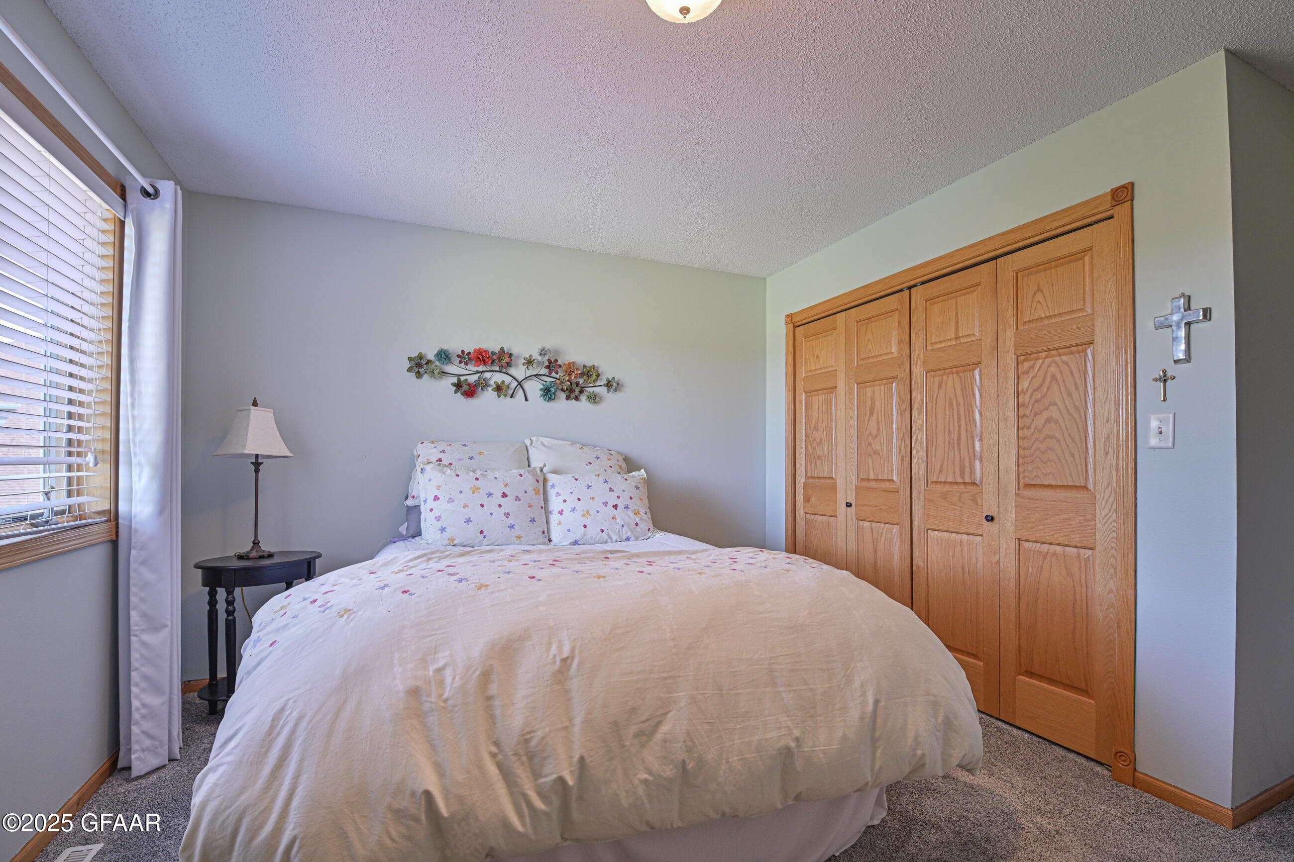 Grand Forks, North Dakota 58201, United States, 6 Bedrooms Bedrooms, ,3 BathroomsBathrooms,Residential,Active,237239