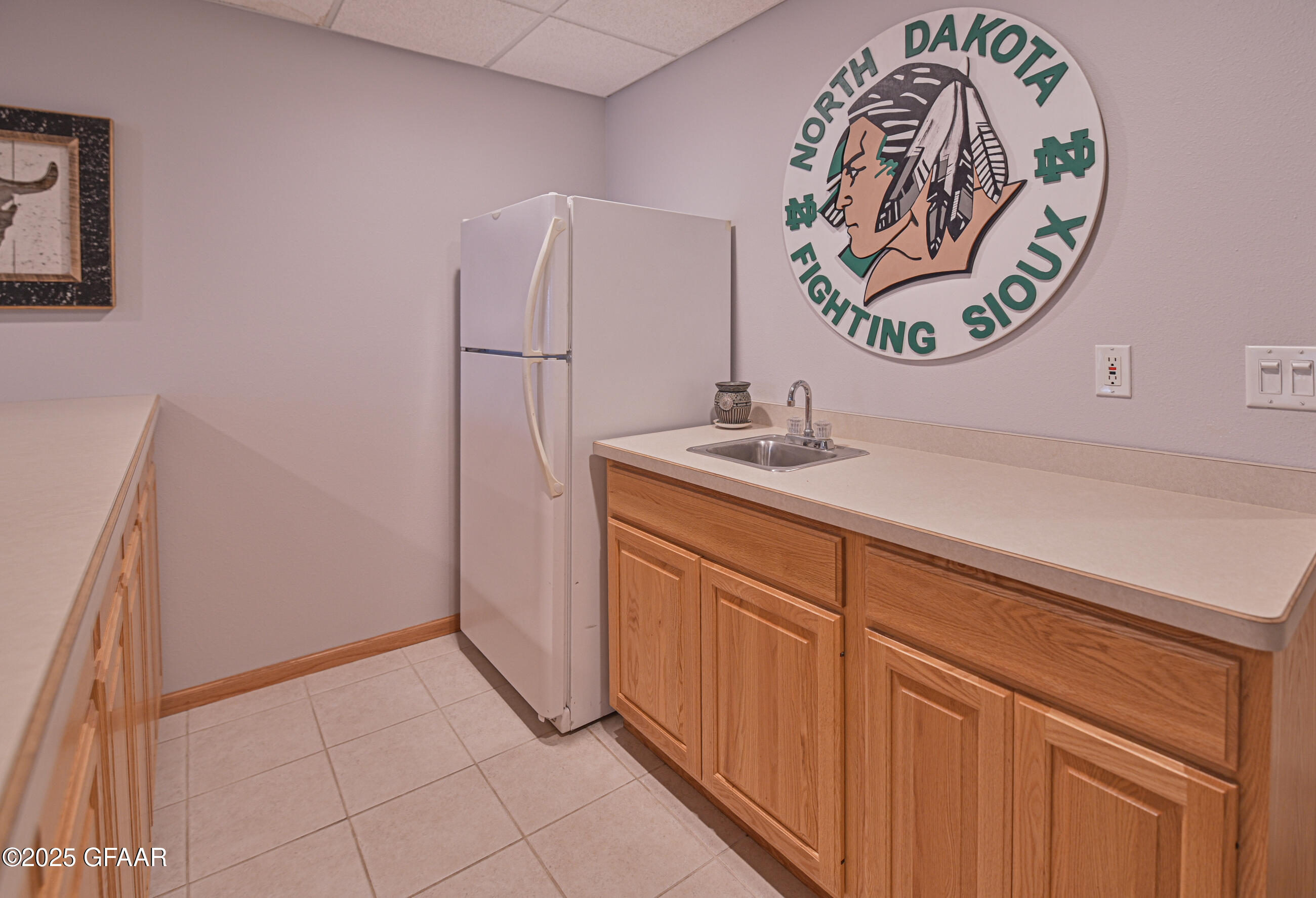 Grand Forks, North Dakota 58201, United States, 6 Bedrooms Bedrooms, ,3 BathroomsBathrooms,Residential,Active,237239