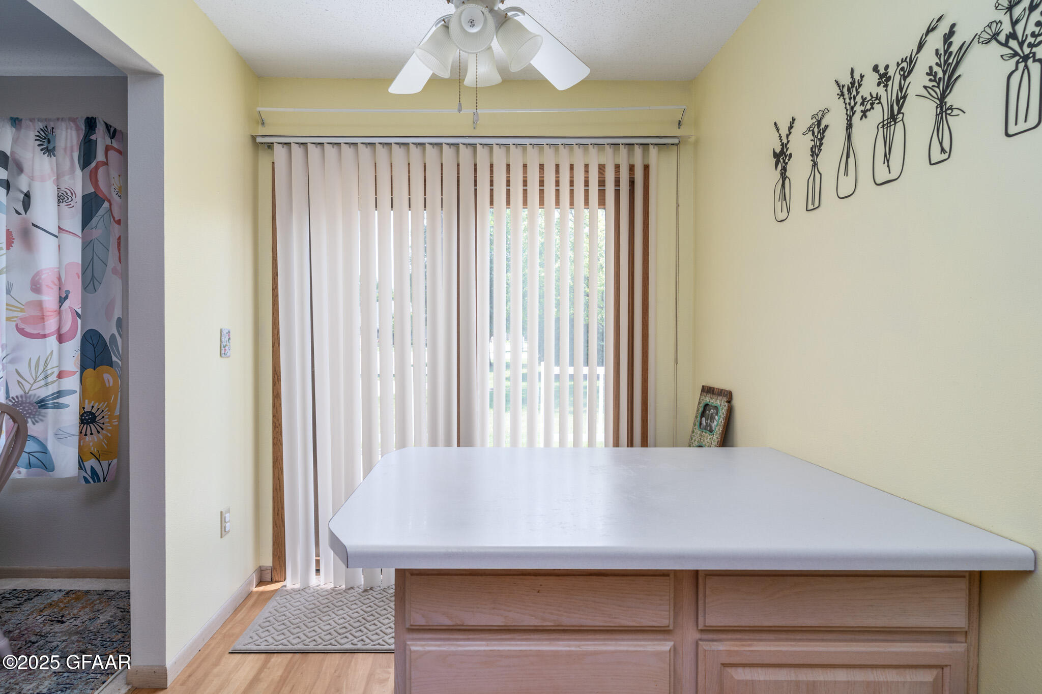 Grand Forks, North Dakota 58201, United States, 2 Bedrooms Bedrooms, ,2 BathroomsBathrooms,Residential,Active,155116