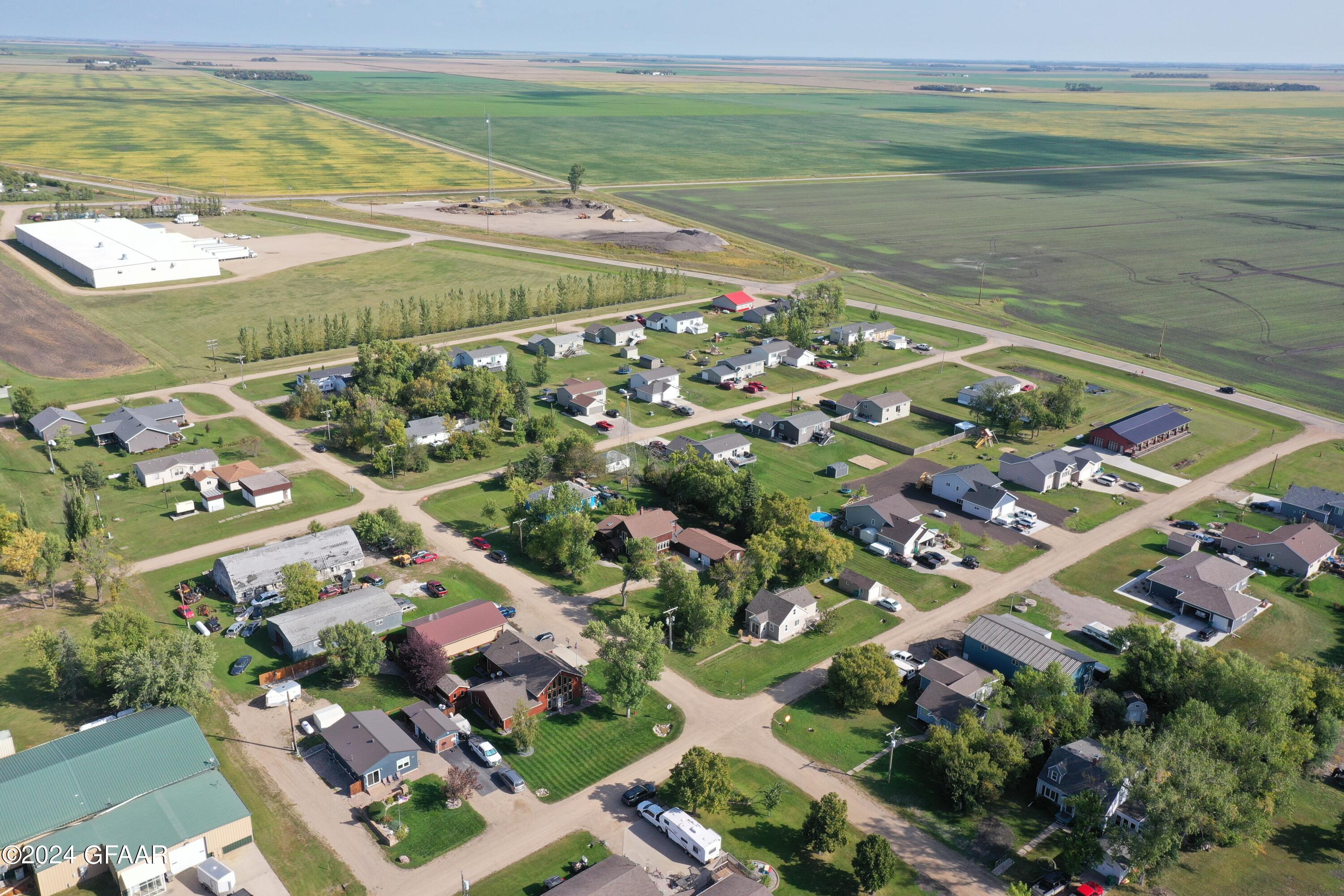 Gardner, North Dakota 58036, United States, 4 Bedrooms Bedrooms, ,2 BathroomsBathrooms,Residential,Pending,43248