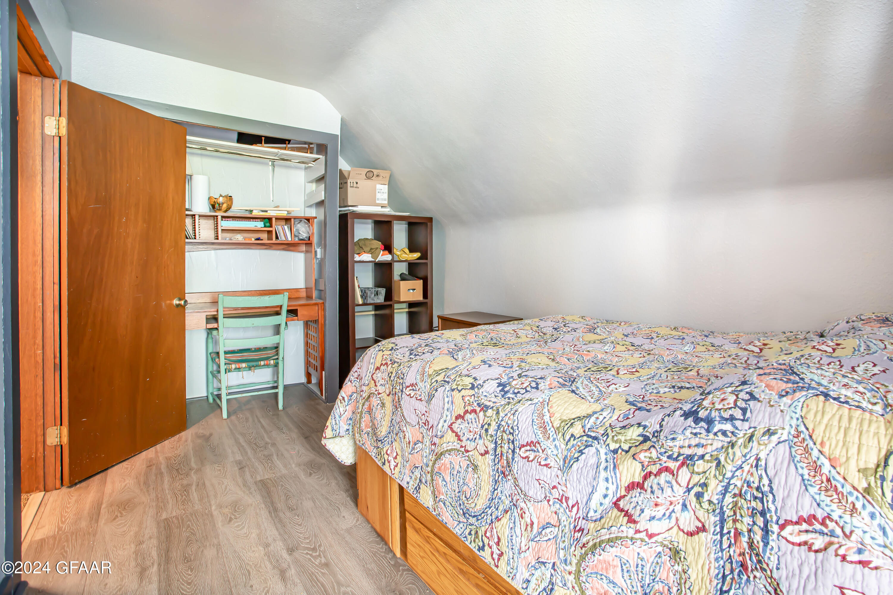 Gardner, North Dakota 58036, United States, 4 Bedrooms Bedrooms, ,2 BathroomsBathrooms,Residential,Pending,43248