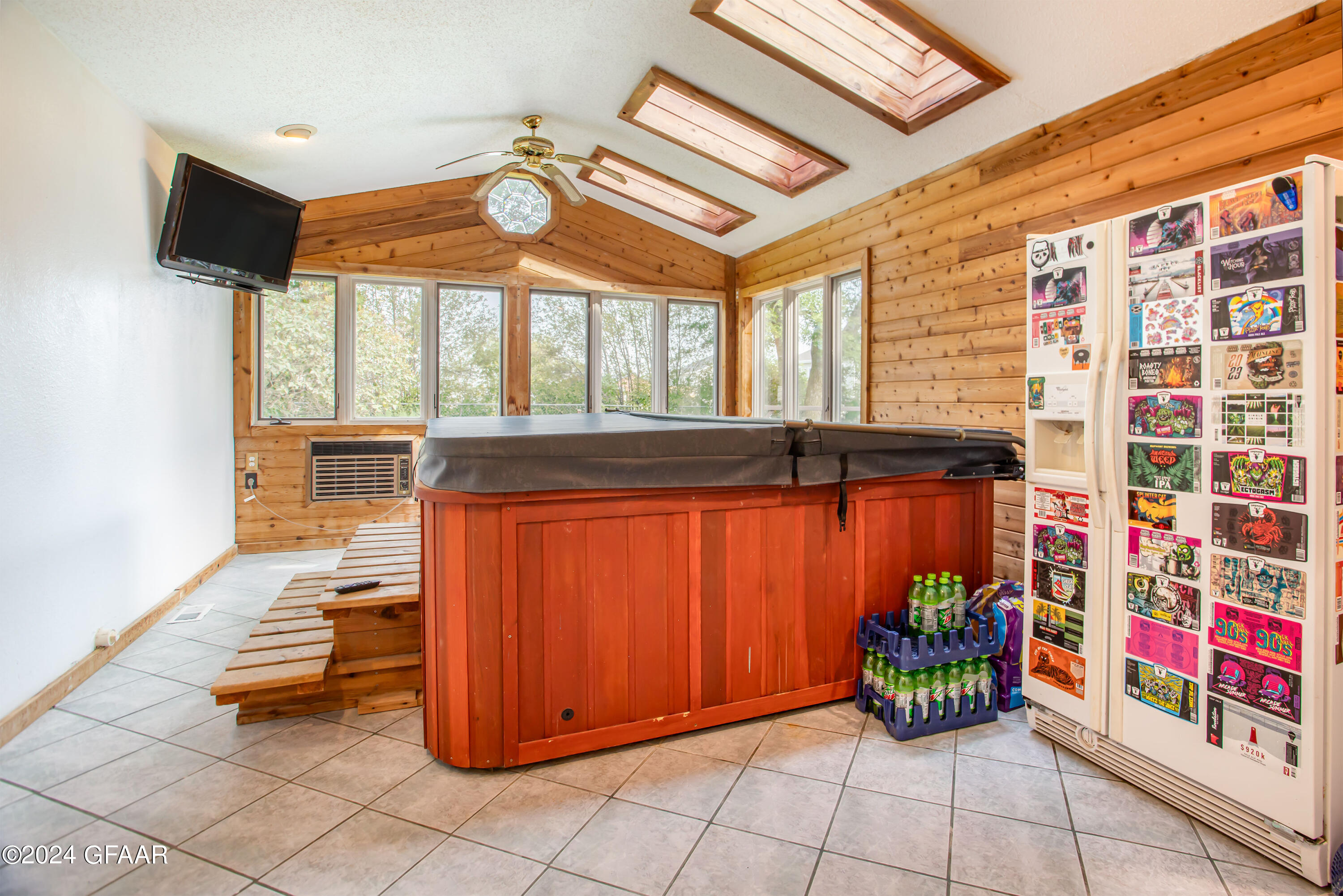 Gardner, North Dakota 58036, United States, 4 Bedrooms Bedrooms, ,2 BathroomsBathrooms,Residential,Pending,43248