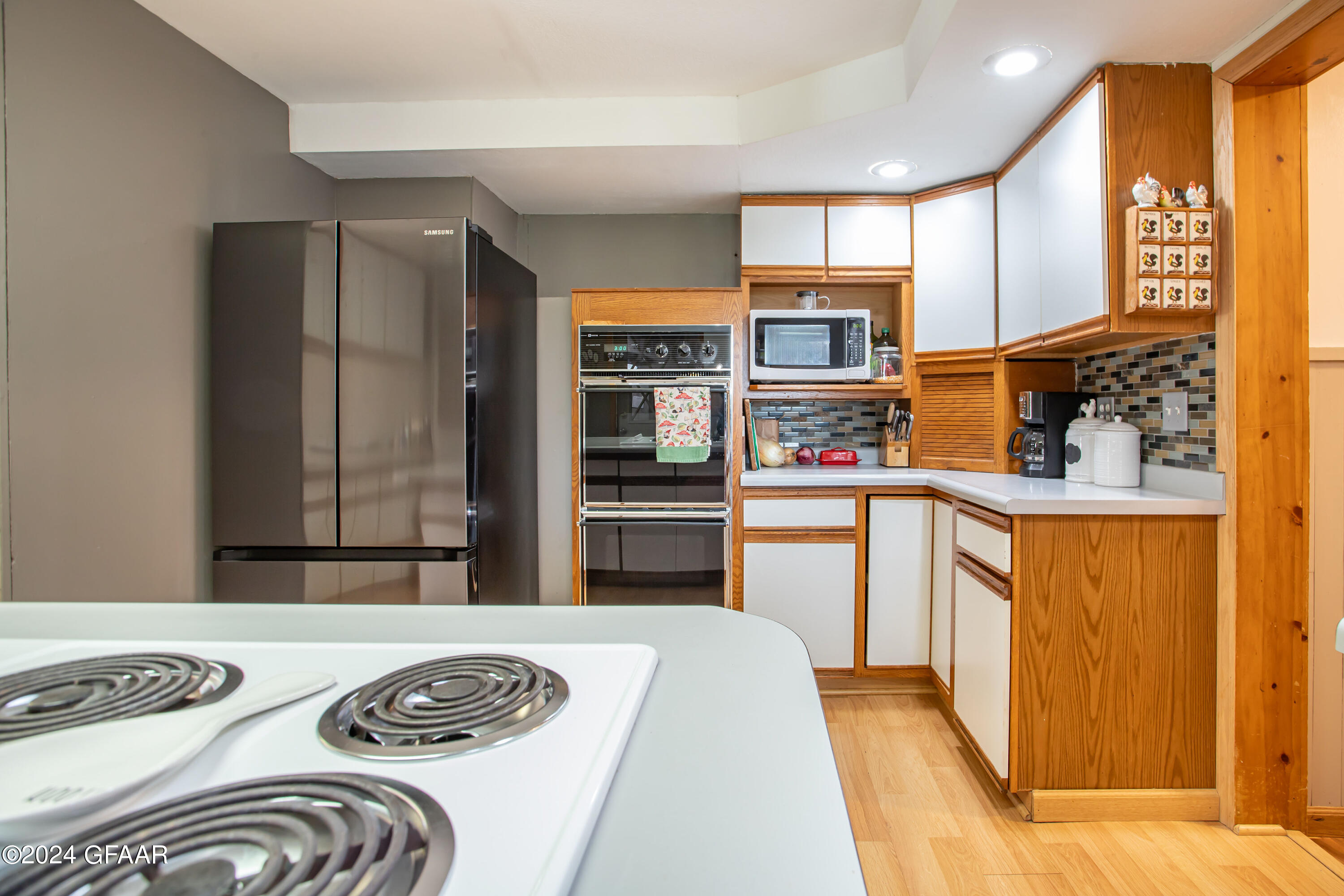 Gardner, North Dakota 58036, United States, 4 Bedrooms Bedrooms, ,2 BathroomsBathrooms,Residential,Pending,43248