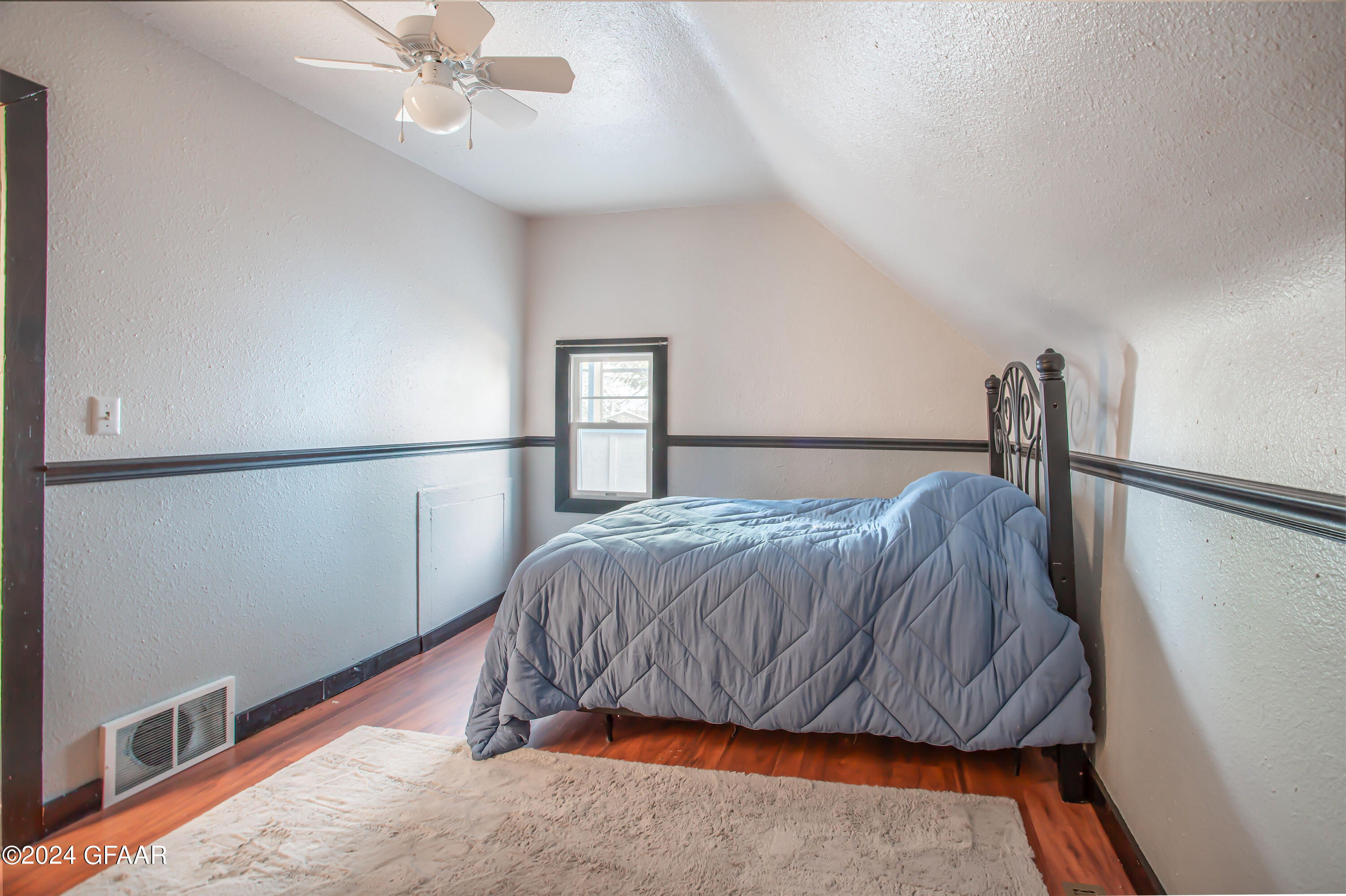 Gardner, North Dakota 58036, United States, 4 Bedrooms Bedrooms, ,2 BathroomsBathrooms,Residential,Pending,43248