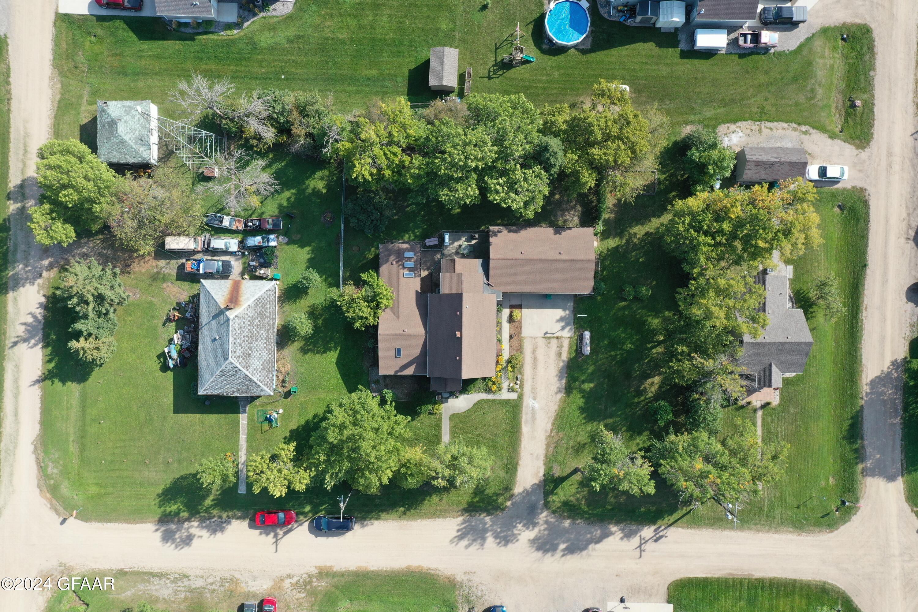 Gardner, North Dakota 58036, United States, 4 Bedrooms Bedrooms, ,2 BathroomsBathrooms,Residential,Pending,43248