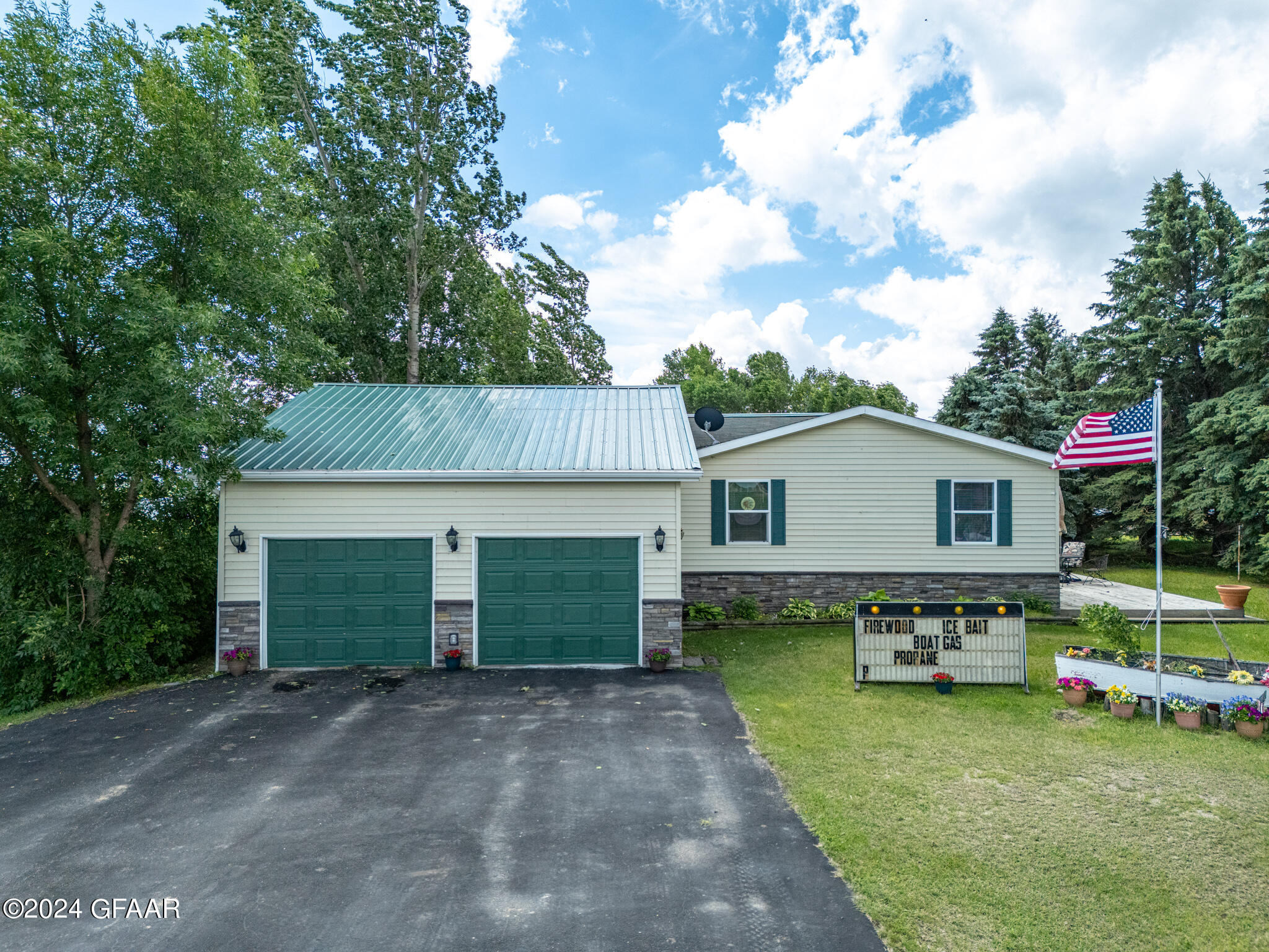 Hatton, North Dakota 58240, United States, 3 Bedrooms Bedrooms, ,2 BathroomsBathrooms,Residential,Pending,46634 Hatton, North Dakota 58240, United States, 3 Bedrooms Bedrooms, ,2 BathroomsBathrooms,Residential,Pending,46634