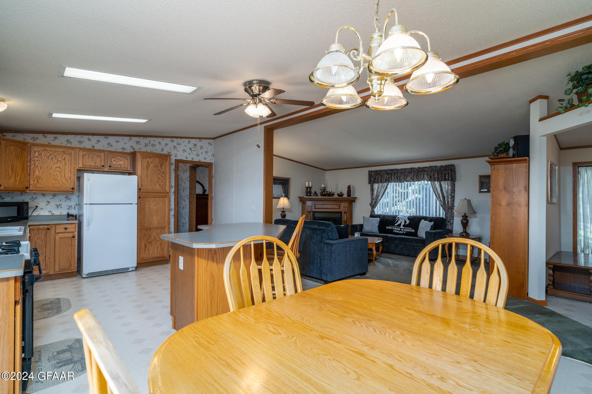 Hatton, North Dakota 58240, United States, 3 Bedrooms Bedrooms, ,2 BathroomsBathrooms,Residential,Pending,46634