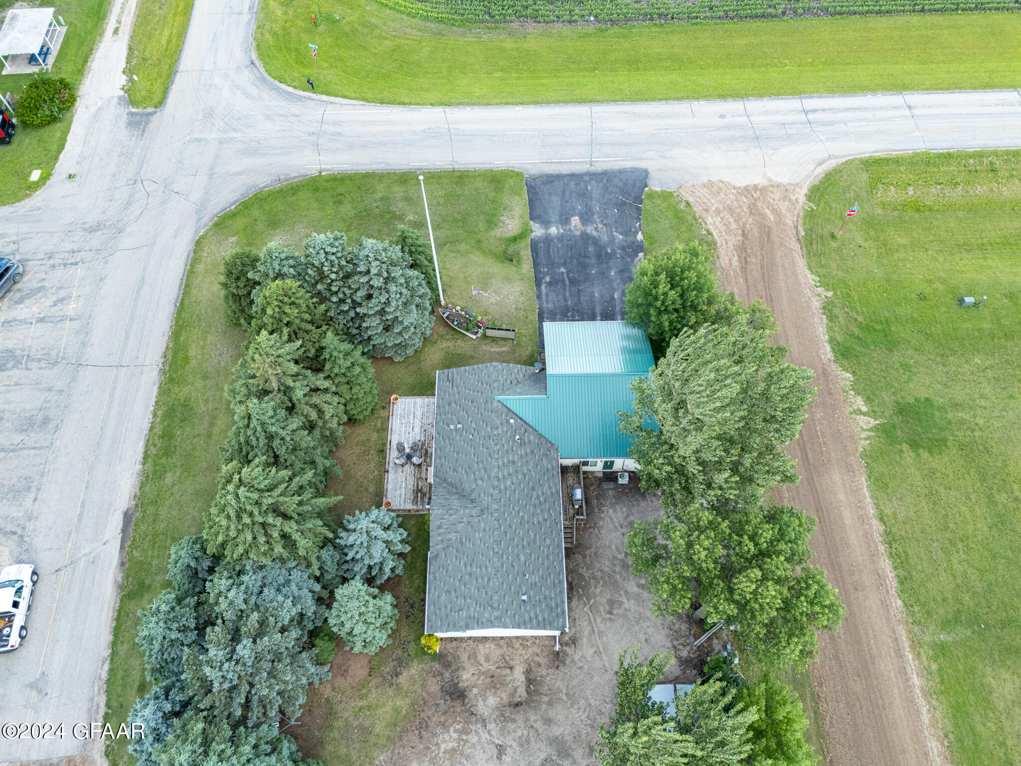 Hatton, North Dakota 58240, United States, 3 Bedrooms Bedrooms, ,2 BathroomsBathrooms,Residential,Pending,46634