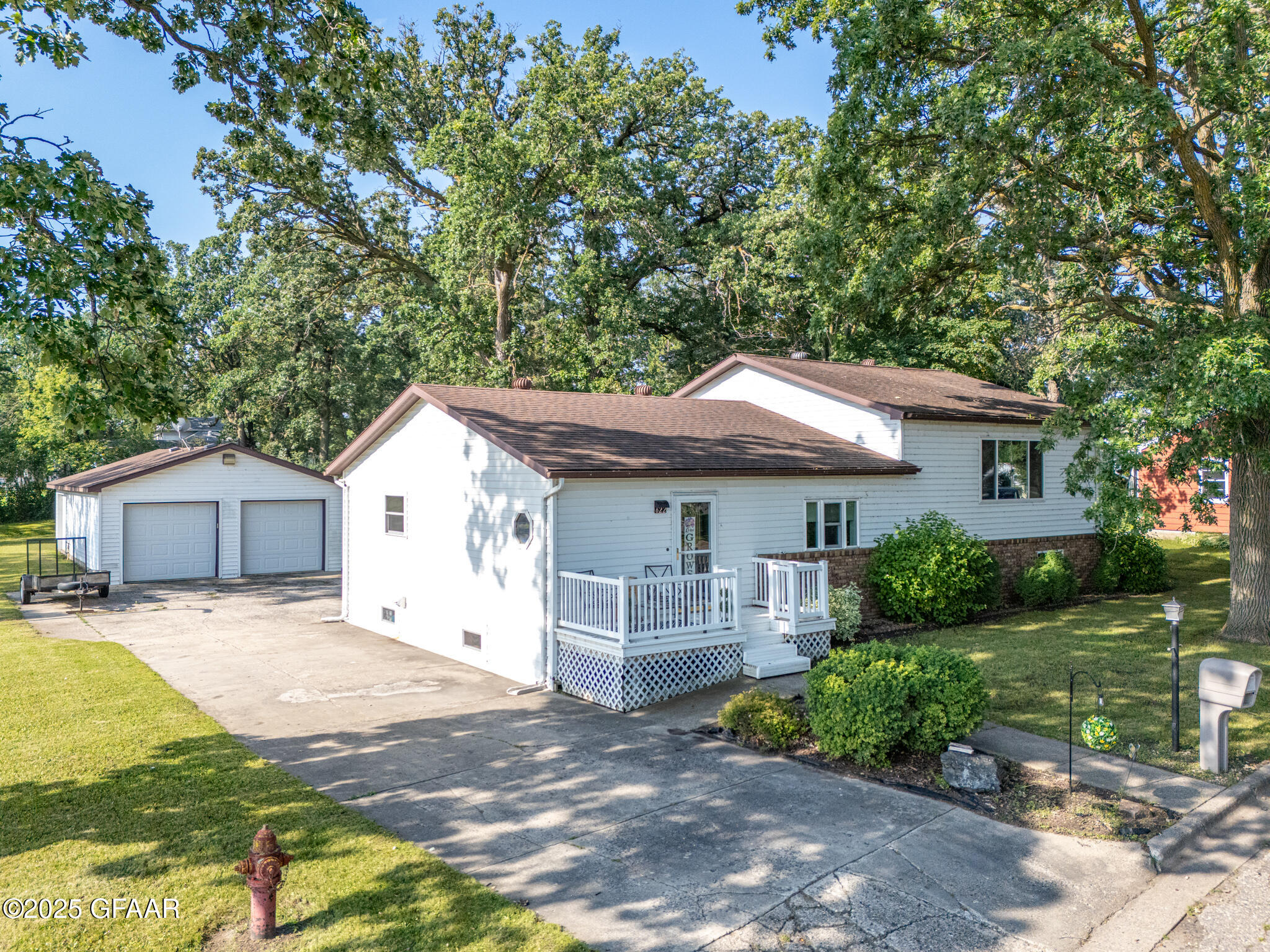 United States, ,3 BathroomsBathrooms,Residential,Active,180177 United States, ,3 BathroomsBathrooms,Residential,Active,180177