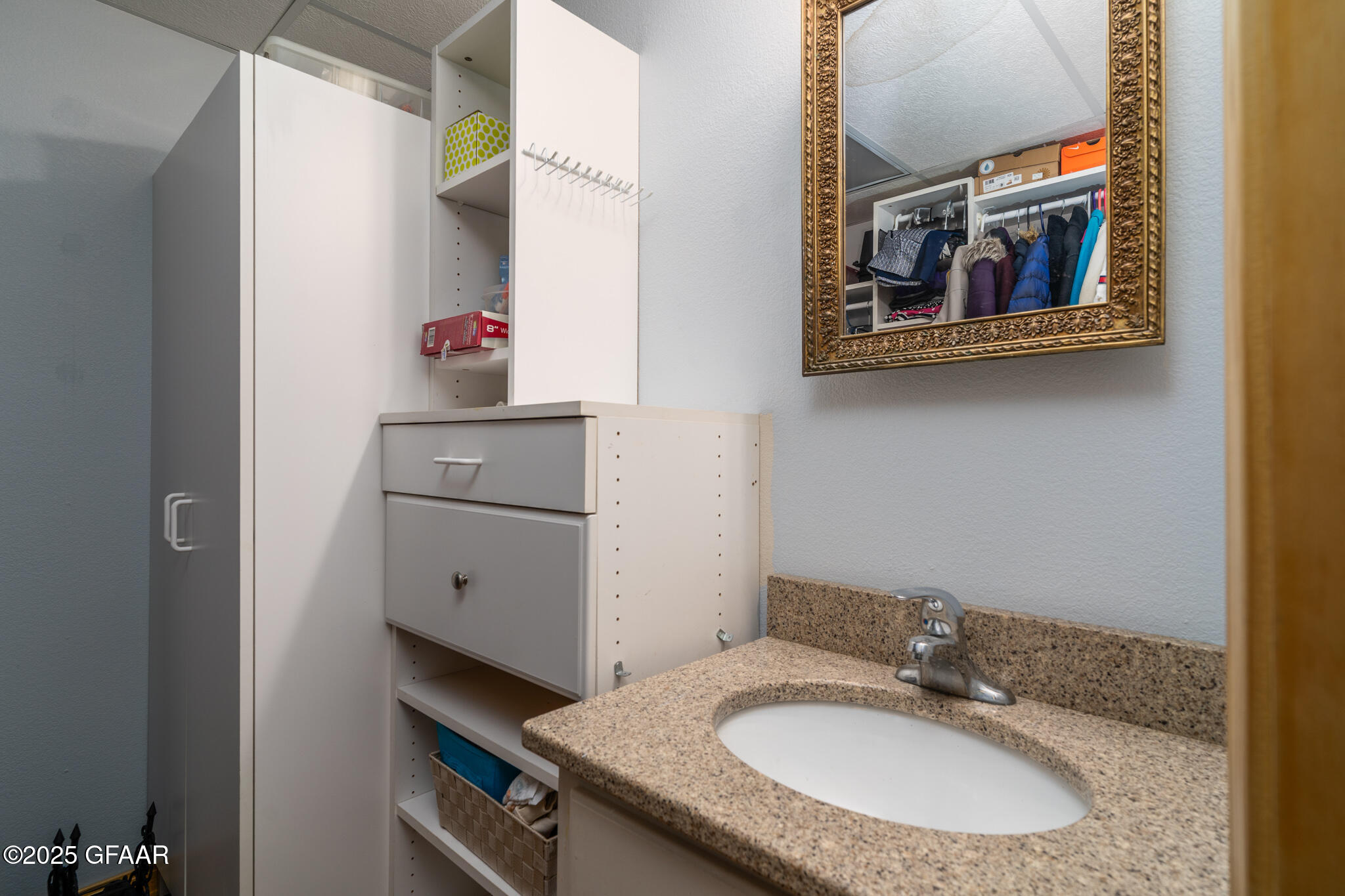 United States, ,3 BathroomsBathrooms,Residential,Active,180177