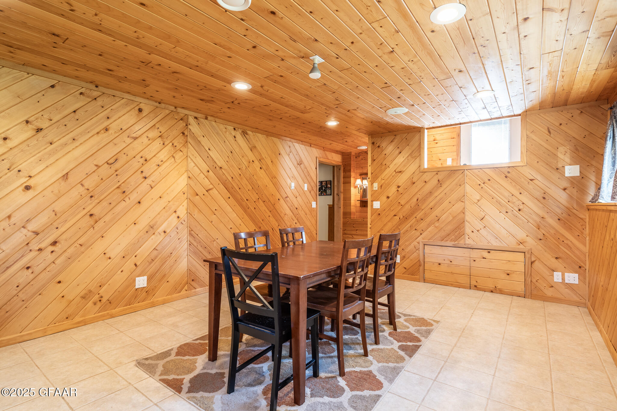 United States, ,3 BathroomsBathrooms,Residential,Active,180177