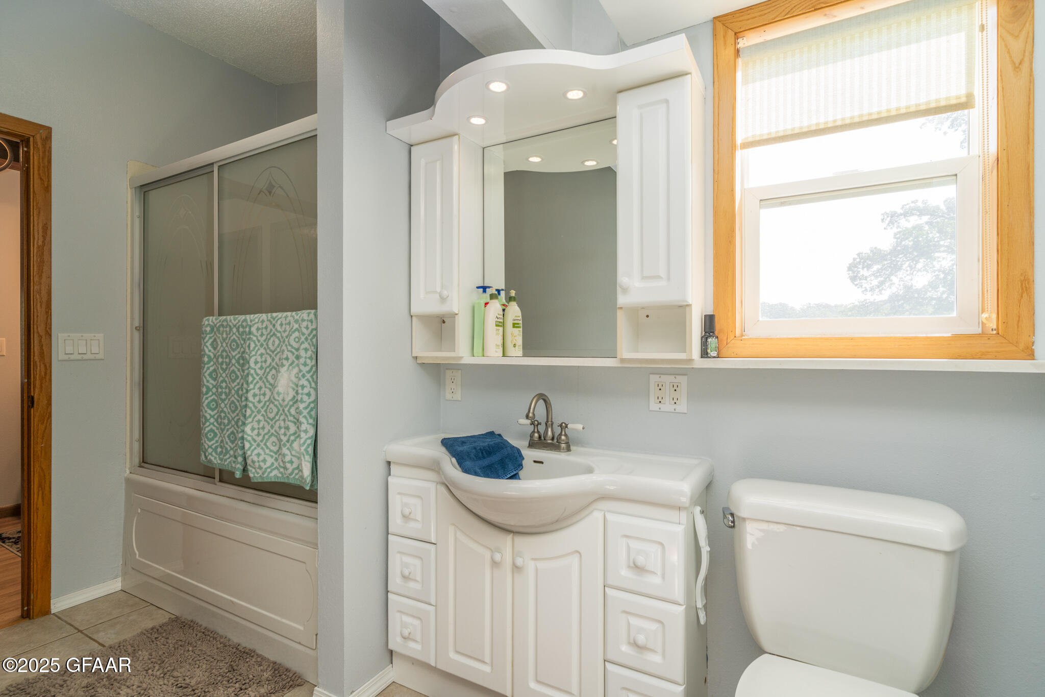 United States, ,3 BathroomsBathrooms,Residential,Active,180177