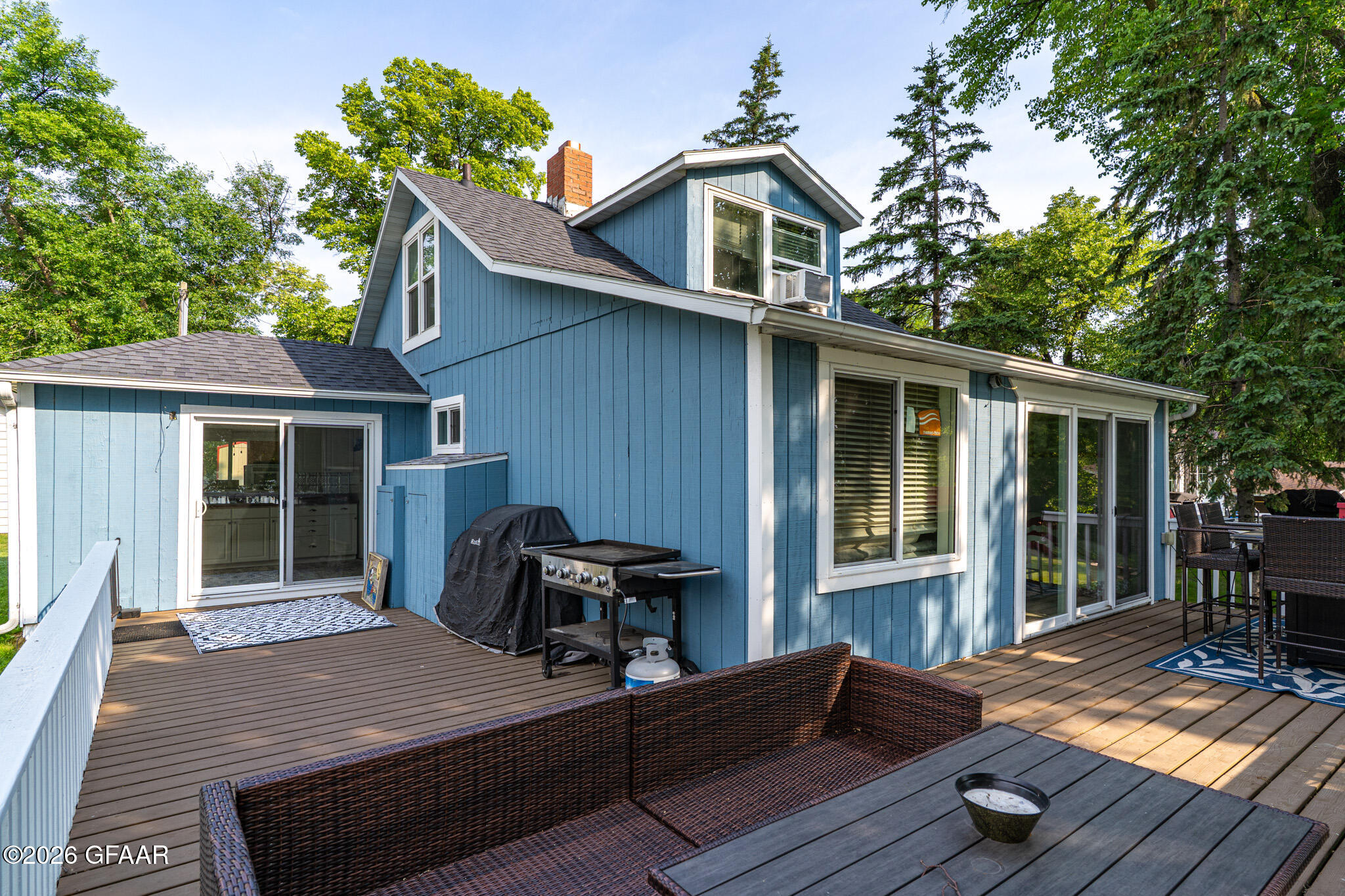 Photo 1 of 38 — 14507 MAPLE INN Road SE, Mentor, MN 56736