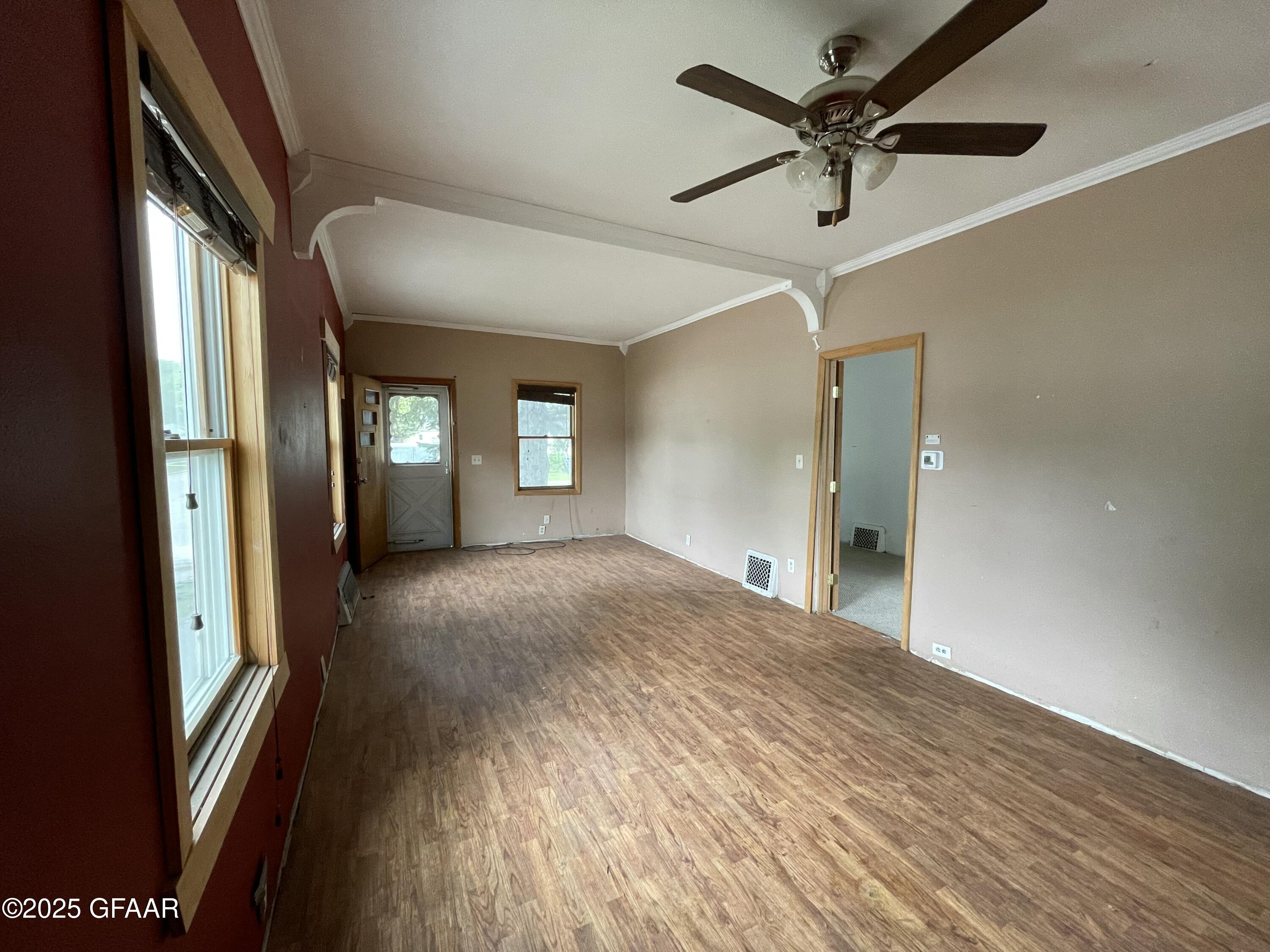 Grand Forks, North Dakota 58203, United States, 3 Bedrooms Bedrooms, ,2 BathroomsBathrooms,Residential,Active,166333