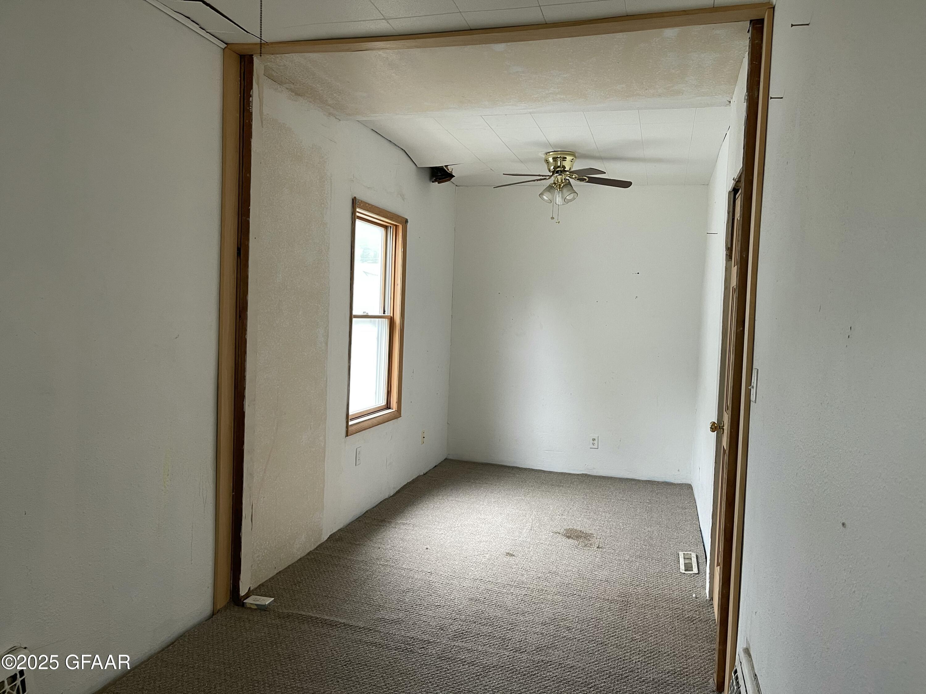 Grand Forks, North Dakota 58203, United States, 3 Bedrooms Bedrooms, ,2 BathroomsBathrooms,Residential,Active,166333