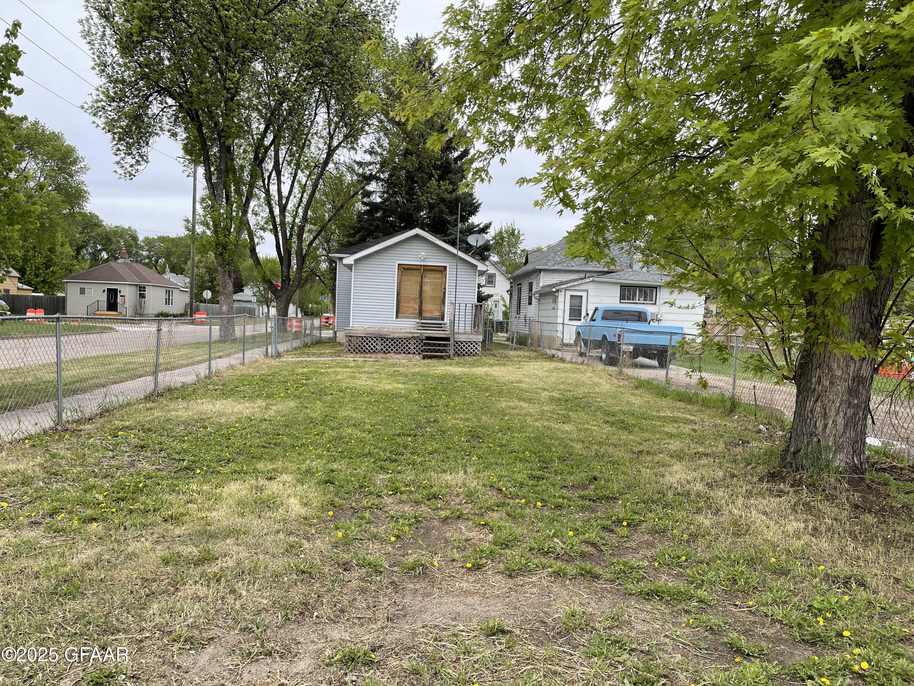 Grand Forks, North Dakota 58203, United States, 3 Bedrooms Bedrooms, ,2 BathroomsBathrooms,Residential,Active,166333