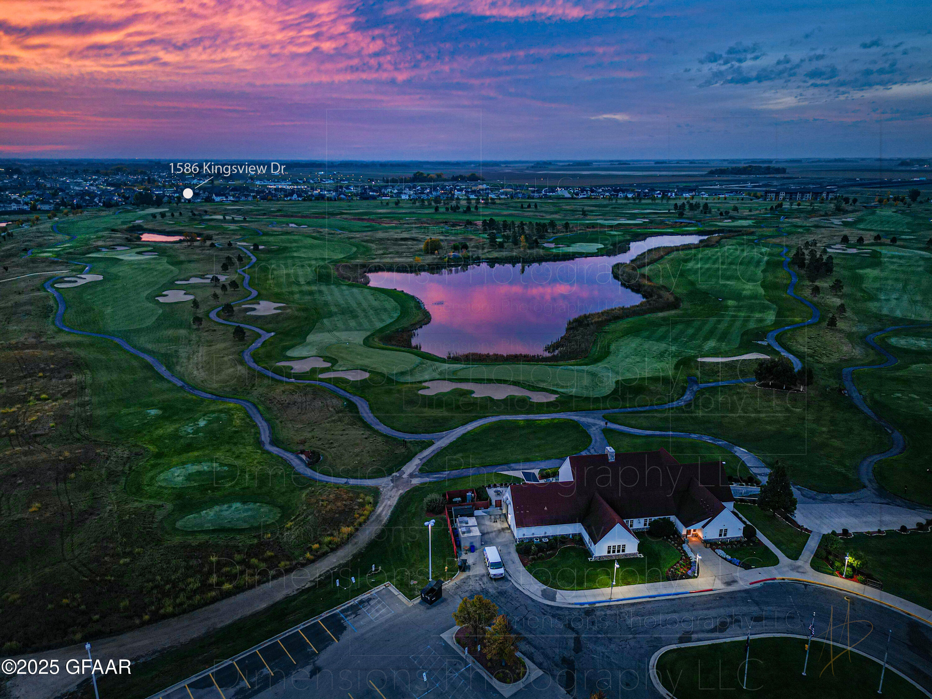 Grand Forks, North Dakota 58201, United States, 4 Bedrooms Bedrooms, ,3 BathroomsBathrooms,Residential,Active,207467