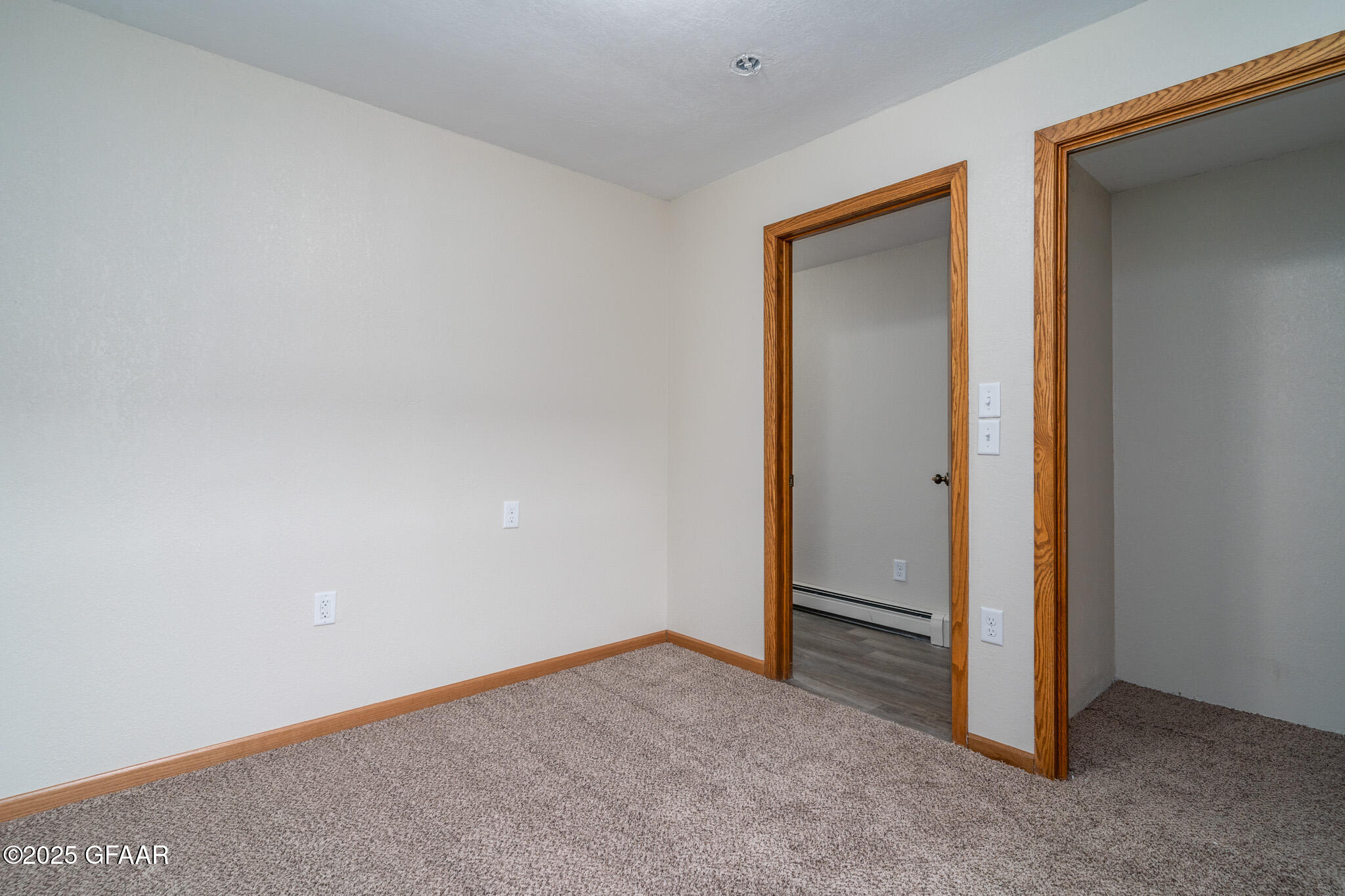 Northwood, North Dakota 58267, United States, 4 Bedrooms Bedrooms, ,2 BathroomsBathrooms,Residential,Active,229520