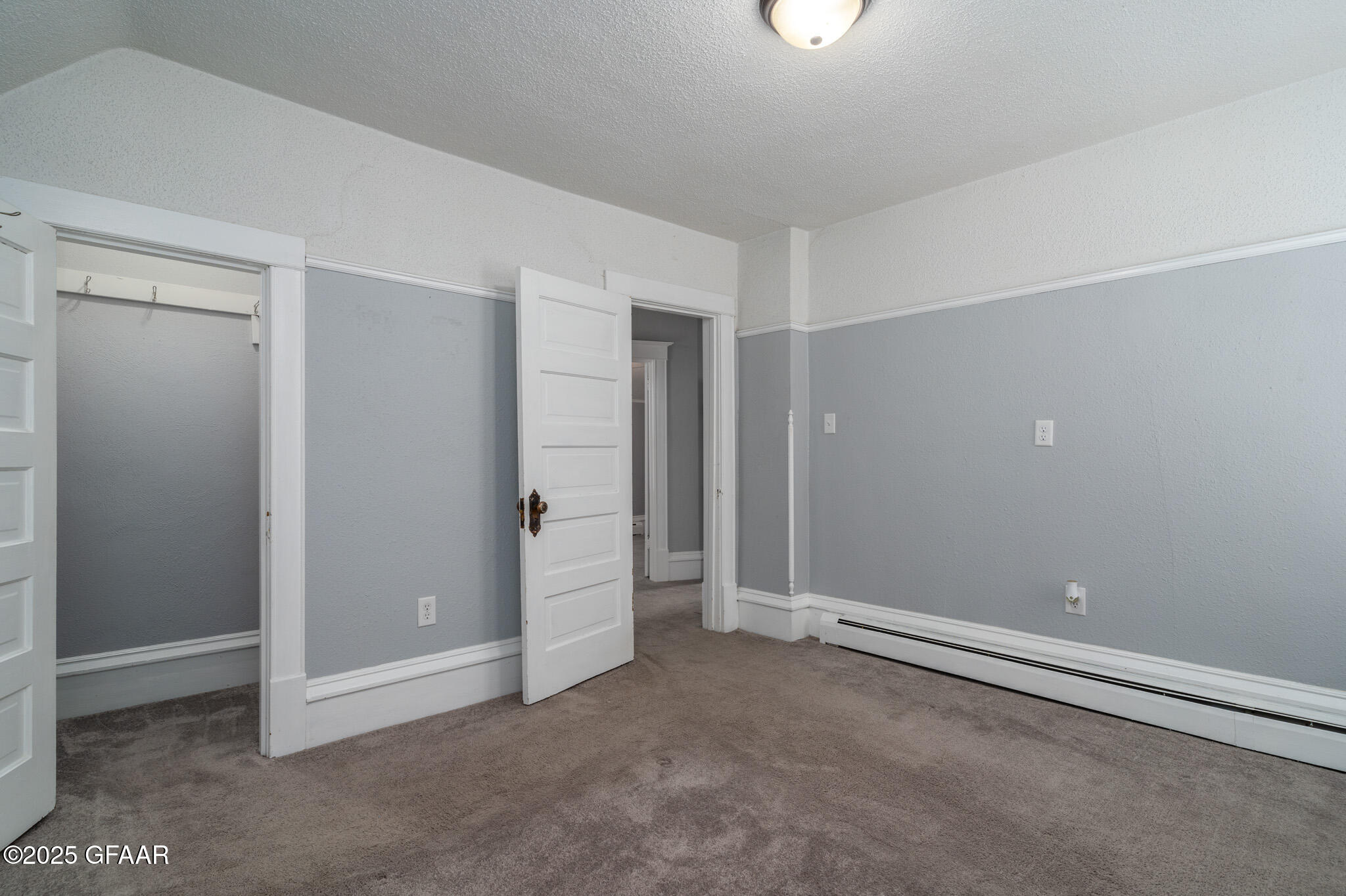 Hatton, North Dakota 58240, United States, 3 Bedrooms Bedrooms, ,1 BathroomBathrooms,Residential,Pending,21081