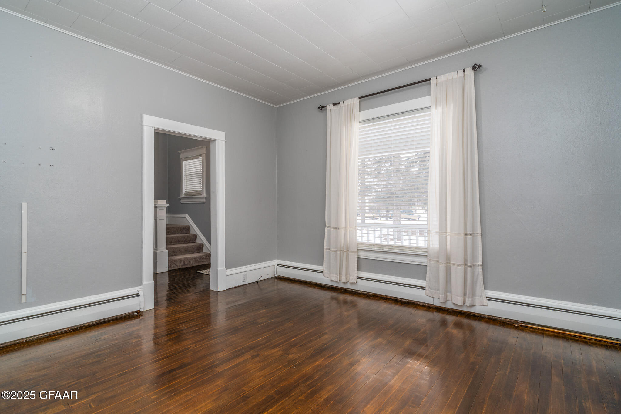 Hatton, North Dakota 58240, United States, 3 Bedrooms Bedrooms, ,1 BathroomBathrooms,Residential,Pending,21081