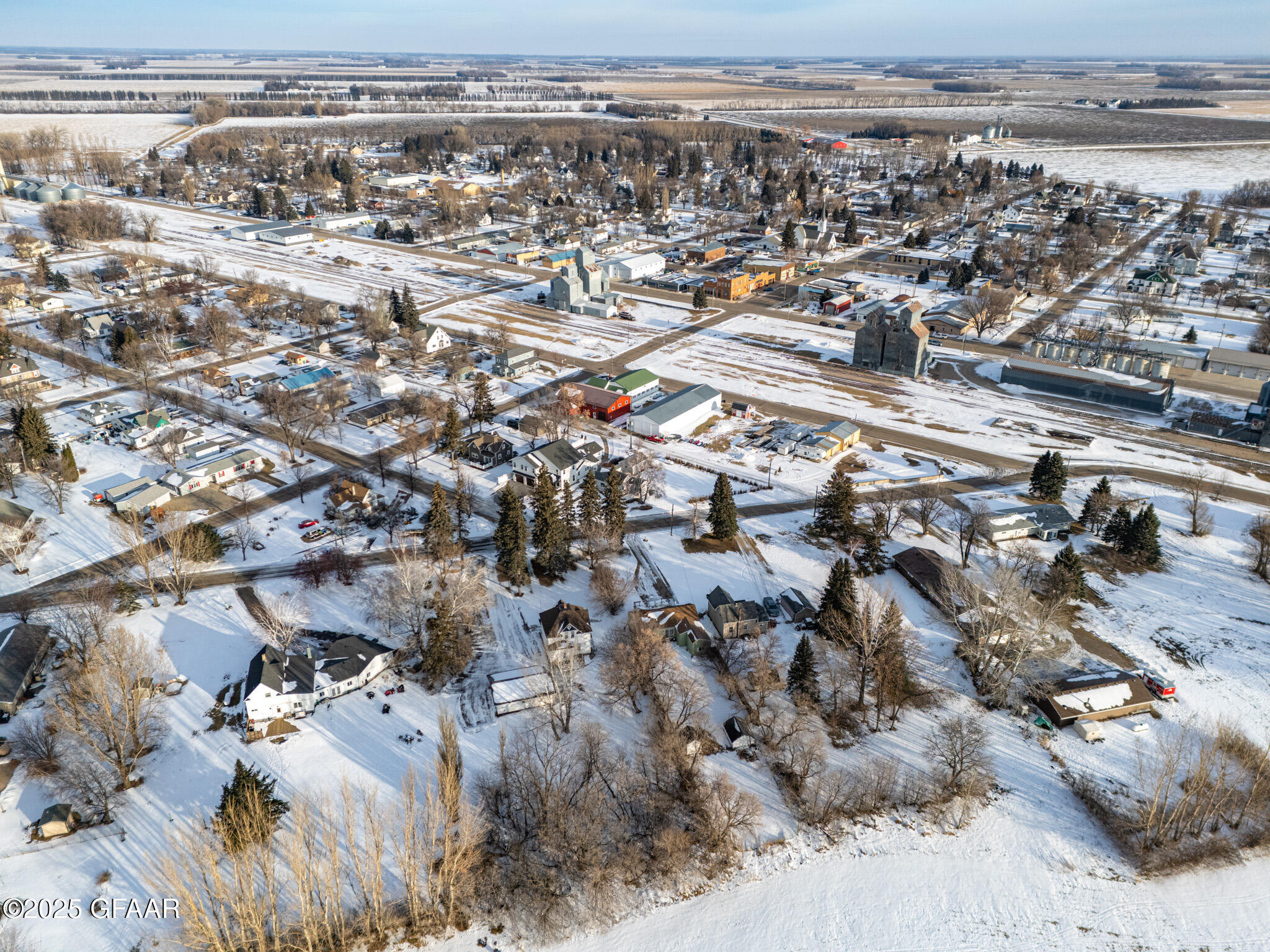 Hatton, North Dakota 58240, United States, 3 Bedrooms Bedrooms, ,1 BathroomBathrooms,Residential,Pending,21081