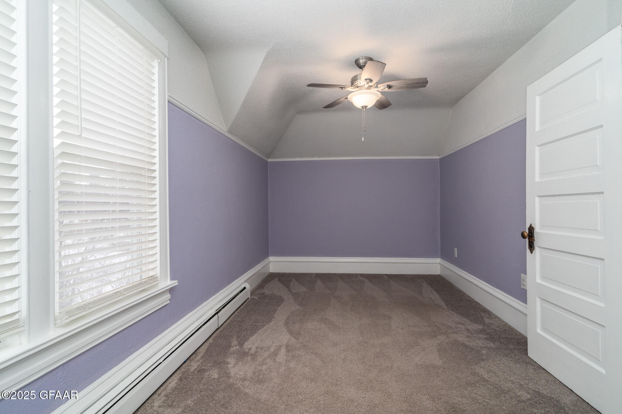 Hatton, North Dakota 58240, United States, 3 Bedrooms Bedrooms, ,1 BathroomBathrooms,Residential,Pending,21081