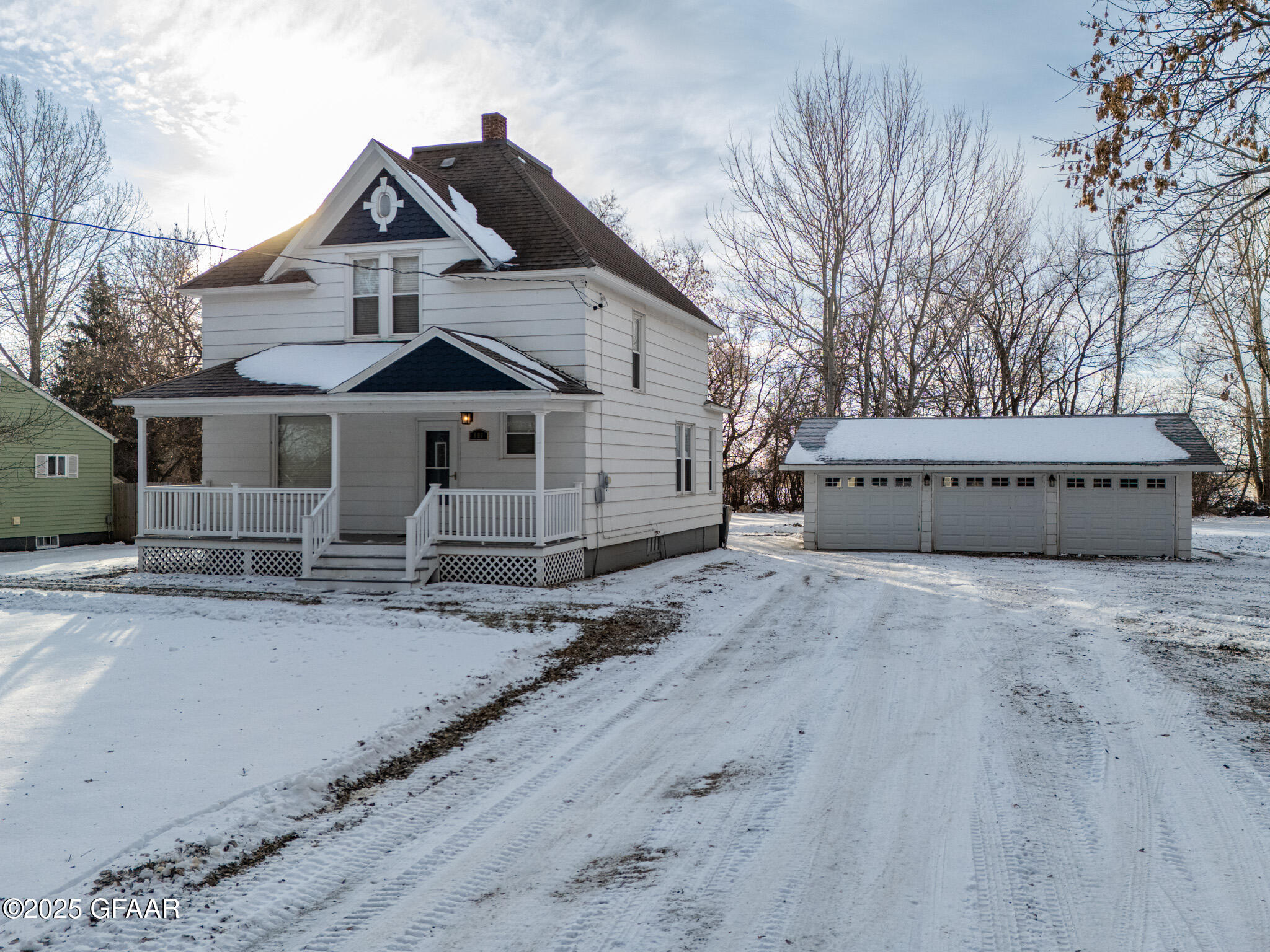 Hatton, North Dakota 58240, United States, 3 Bedrooms Bedrooms, ,1 BathroomBathrooms,Residential,Pending,21081