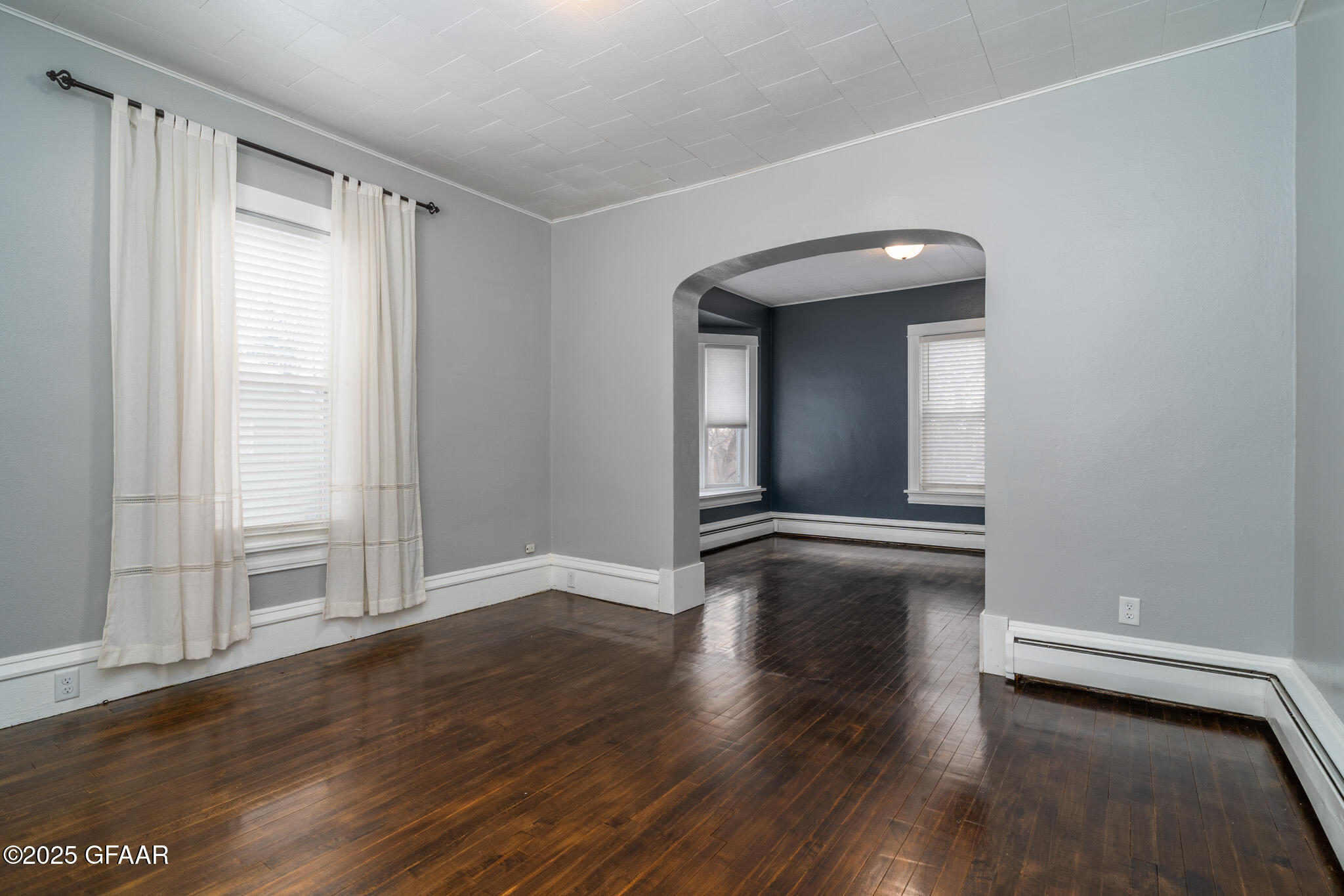 Hatton, North Dakota 58240, United States, 3 Bedrooms Bedrooms, ,1 BathroomBathrooms,Residential,Pending,21081