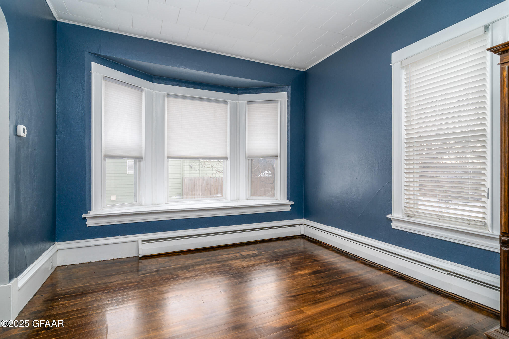 Hatton, North Dakota 58240, United States, 3 Bedrooms Bedrooms, ,1 BathroomBathrooms,Residential,Pending,21081