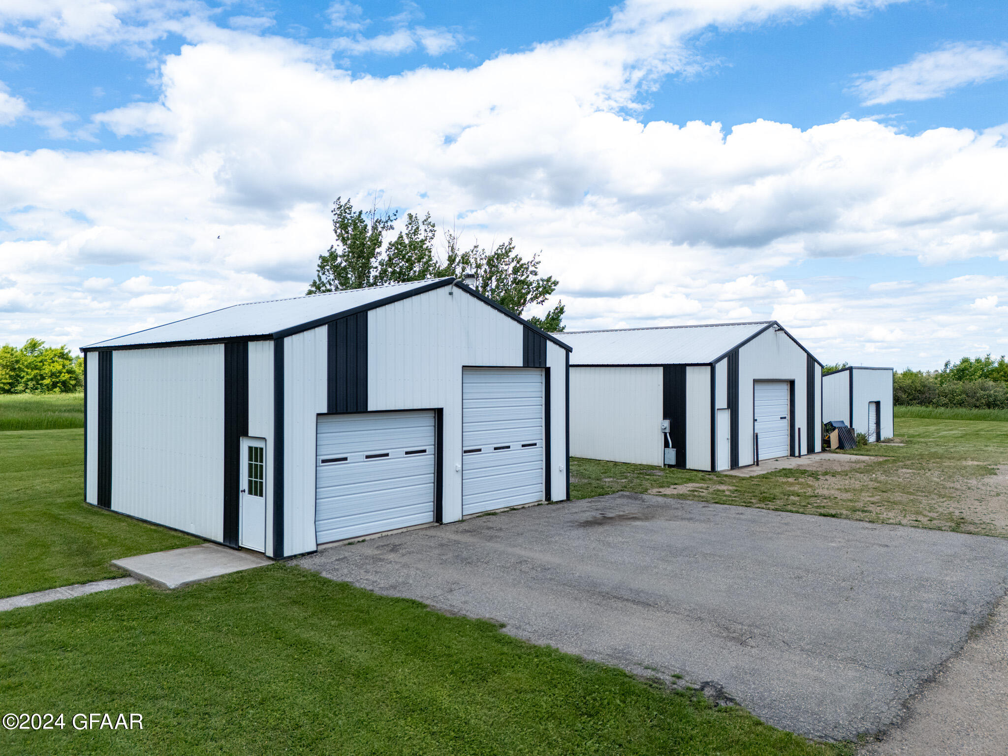 Aneta, North Dakota 58212, United States, 4 Bedrooms Bedrooms, ,2 BathroomsBathrooms,Residential,Pending,46631