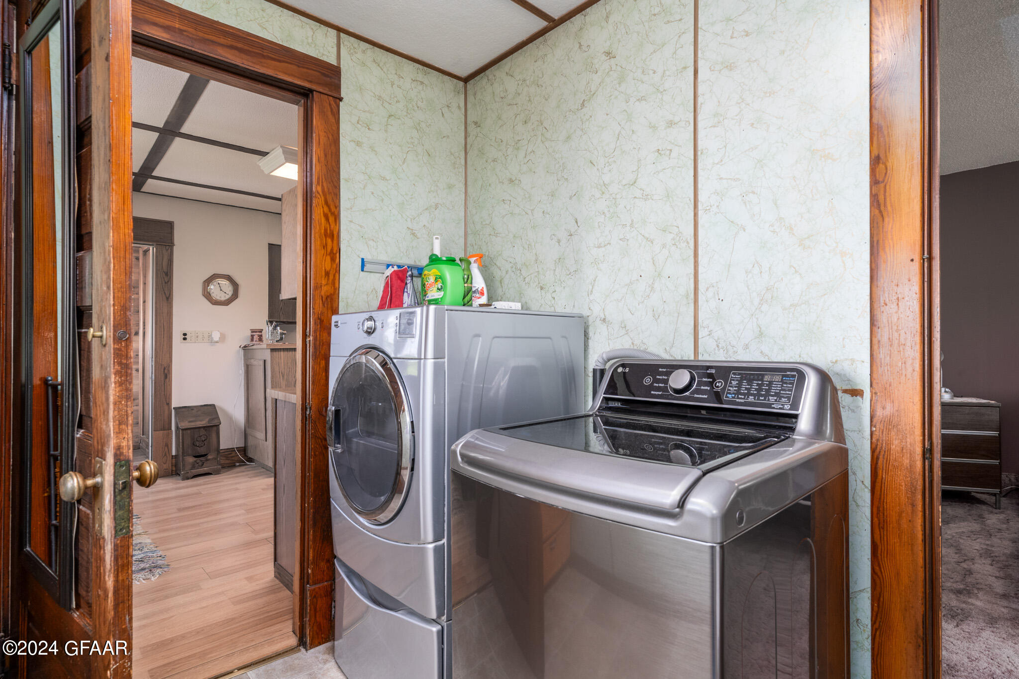 Aneta, North Dakota 58212, United States, 4 Bedrooms Bedrooms, ,2 BathroomsBathrooms,Residential,Pending,46631