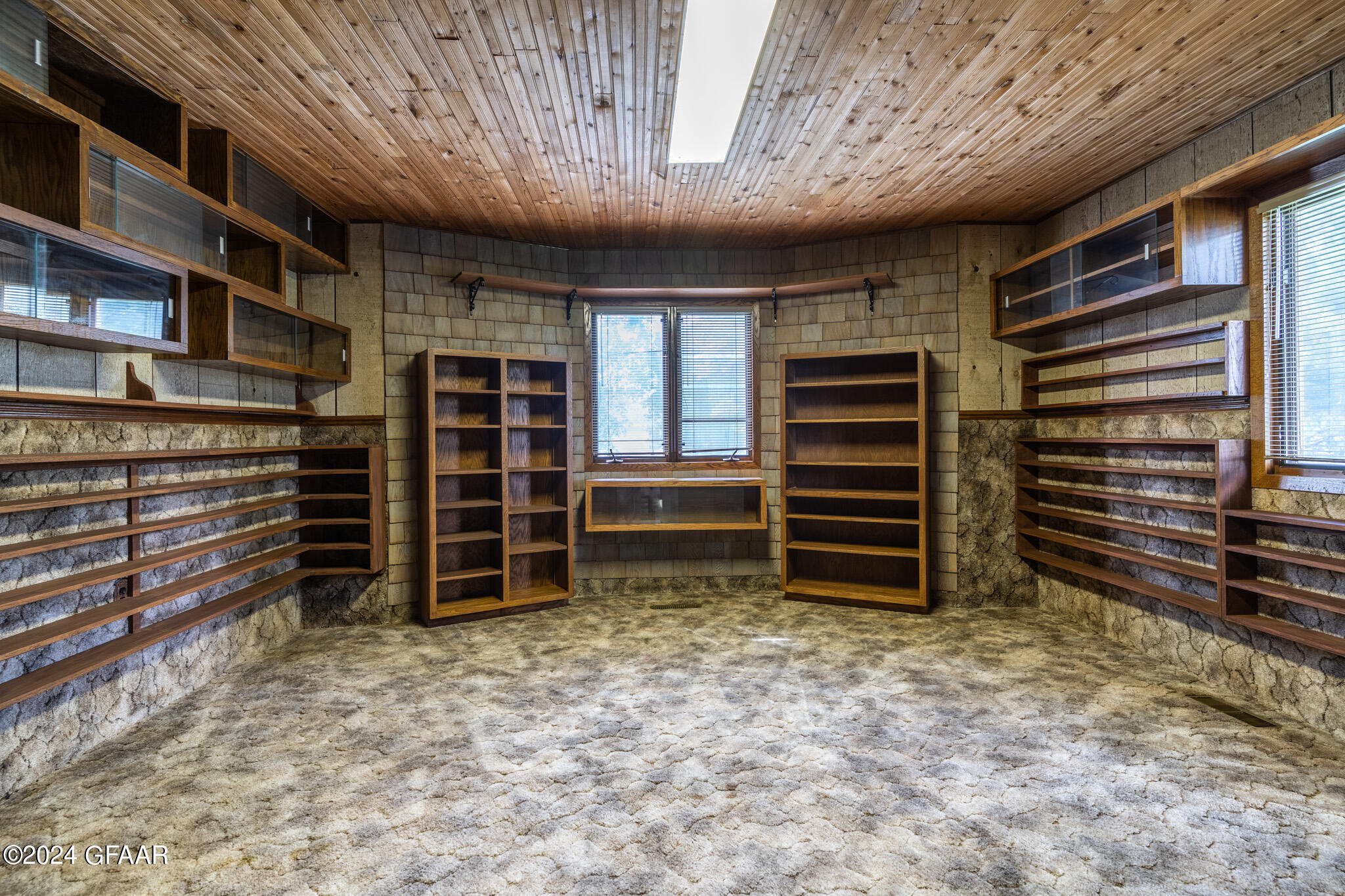 Aneta, North Dakota 58212, United States, 4 Bedrooms Bedrooms, ,2 BathroomsBathrooms,Residential,Pending,46631