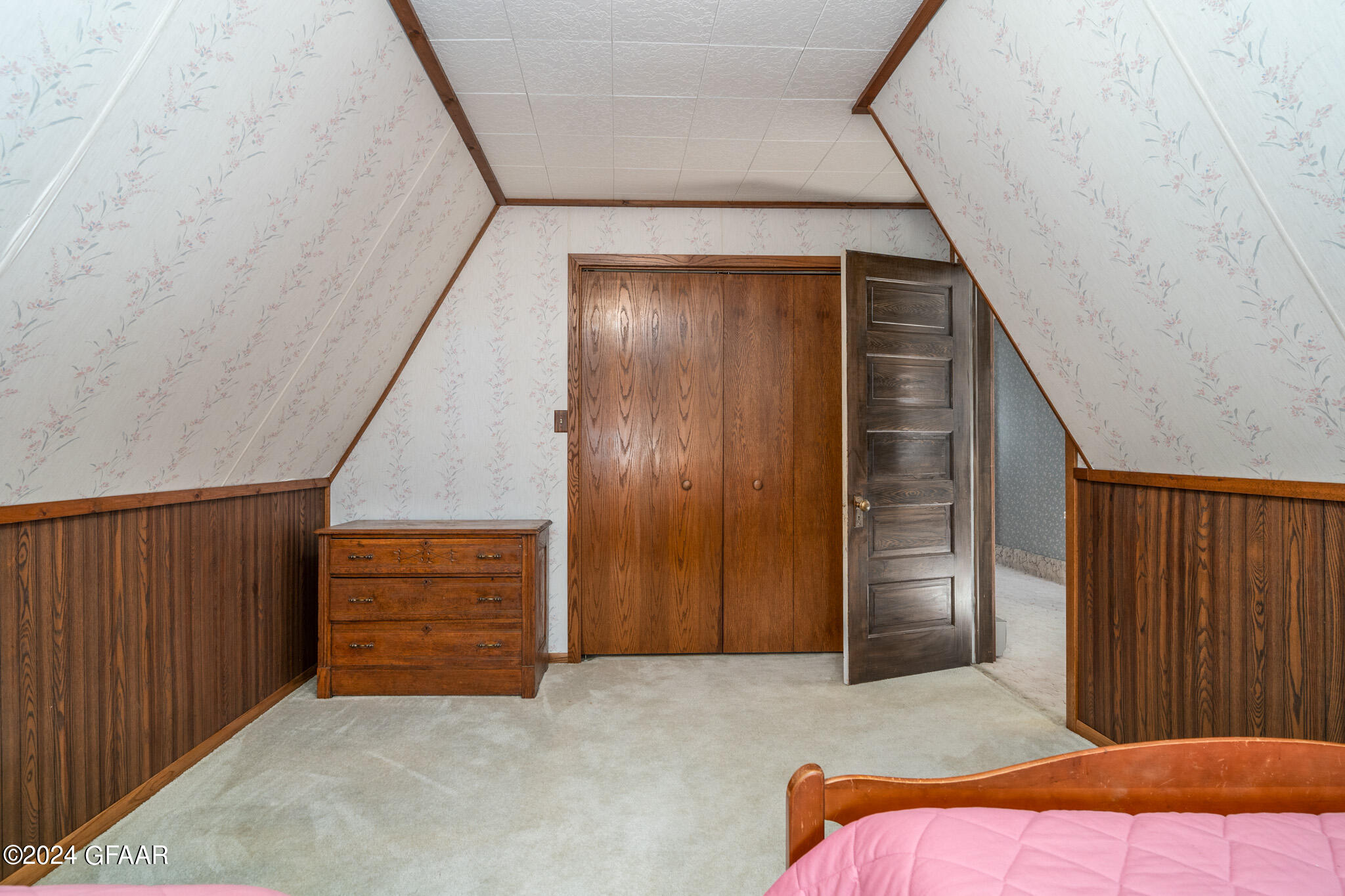 Aneta, North Dakota 58212, United States, 4 Bedrooms Bedrooms, ,2 BathroomsBathrooms,Residential,Pending,46631