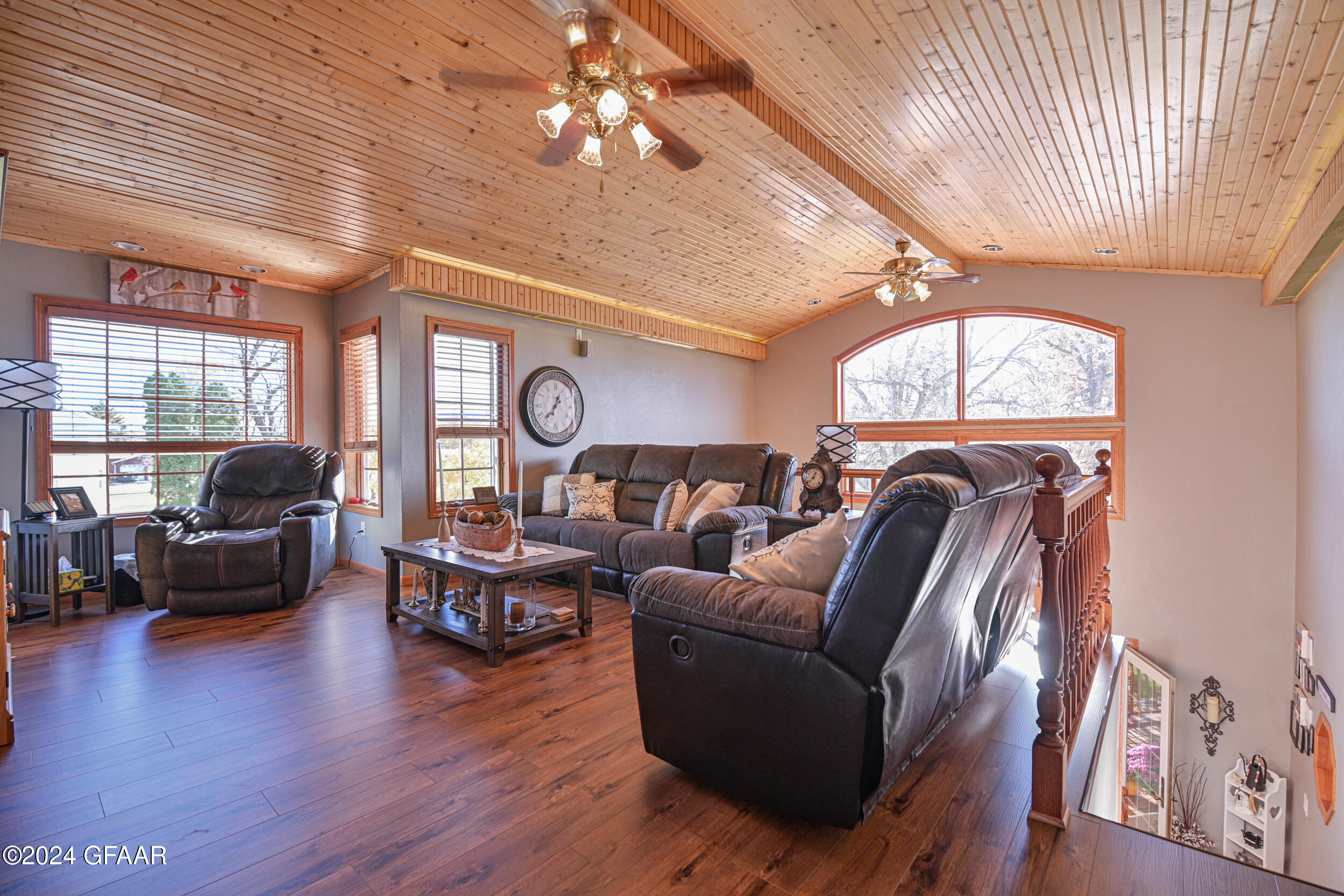 Warren, Minnesota 56762, United States, 3 Bedrooms Bedrooms, ,2 BathroomsBathrooms,Residential,Active,166342