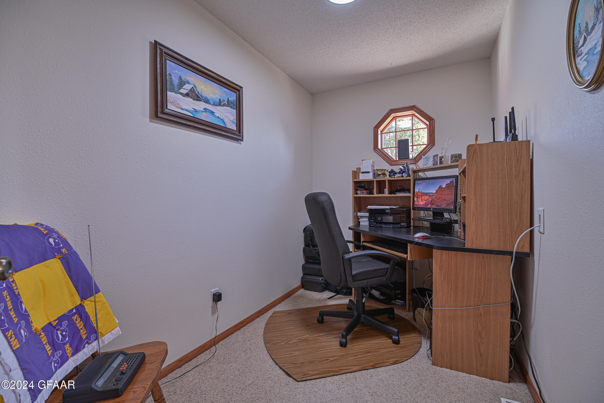 Warren, Minnesota 56762, United States, 3 Bedrooms Bedrooms, ,2 BathroomsBathrooms,Residential,Active,166342